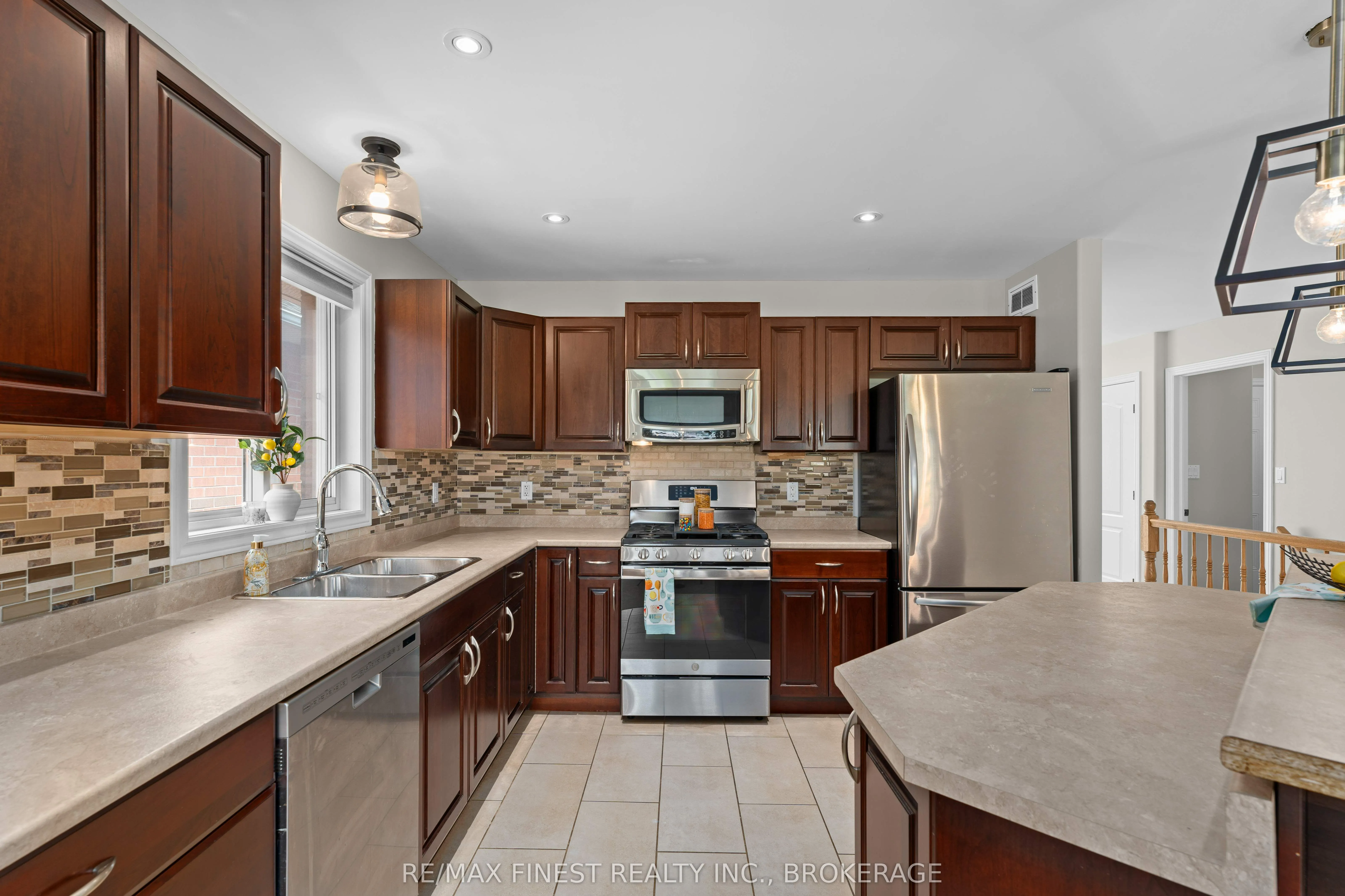 40 Cherrywood Parkway