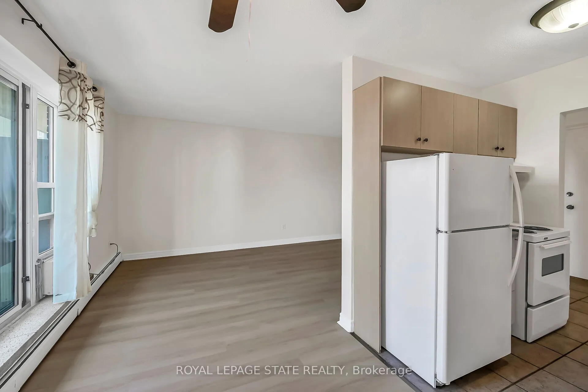81 Charlton Avenue E, #702