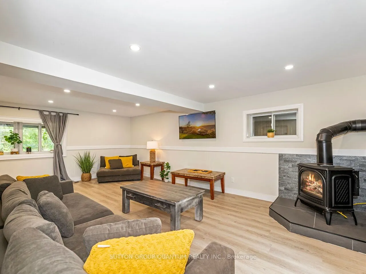 1006 Youngs Road, ##8