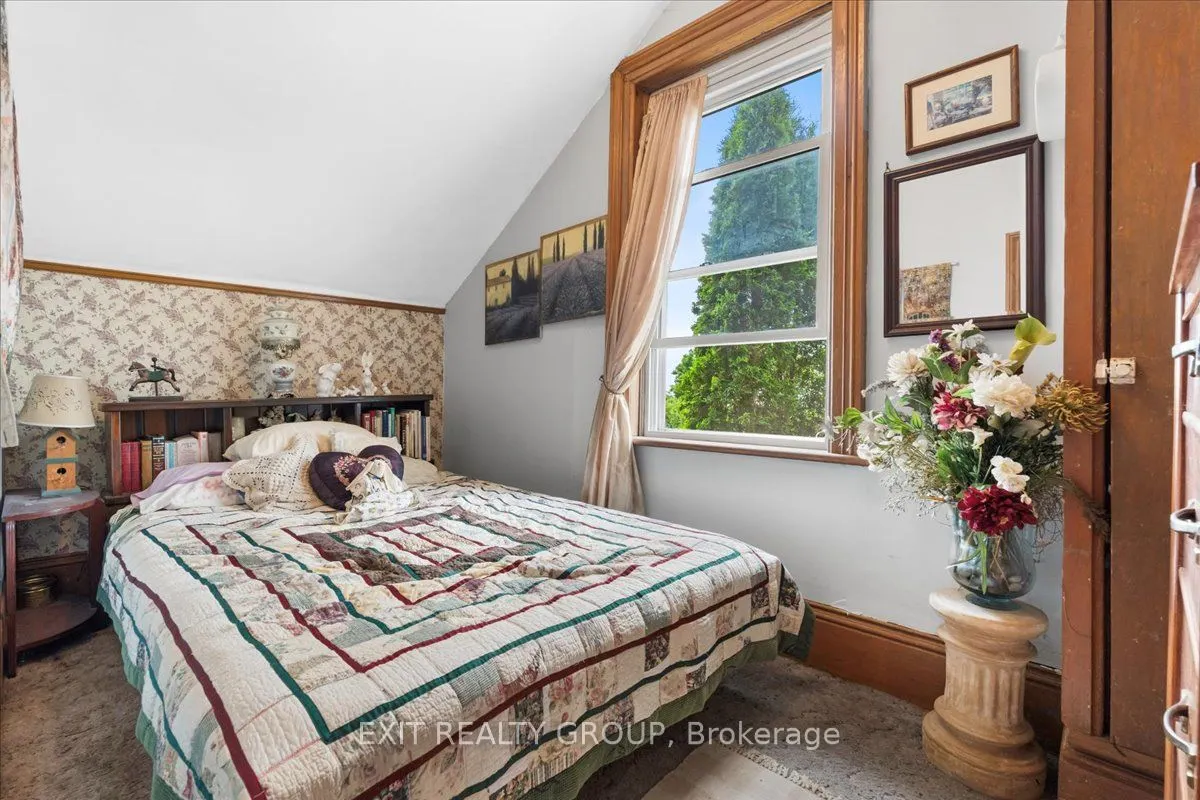 5546 Stirling-Marmora Road