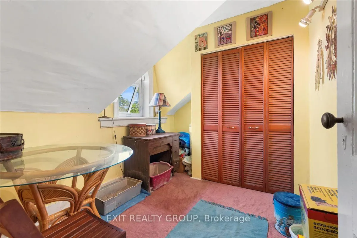 5546 Stirling-Marmora Road
