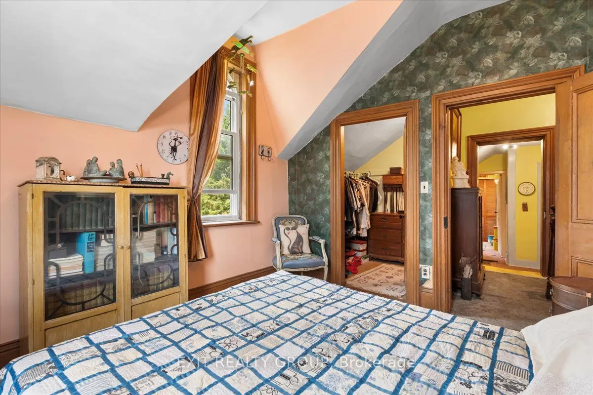 5546 Stirling-Marmora Road