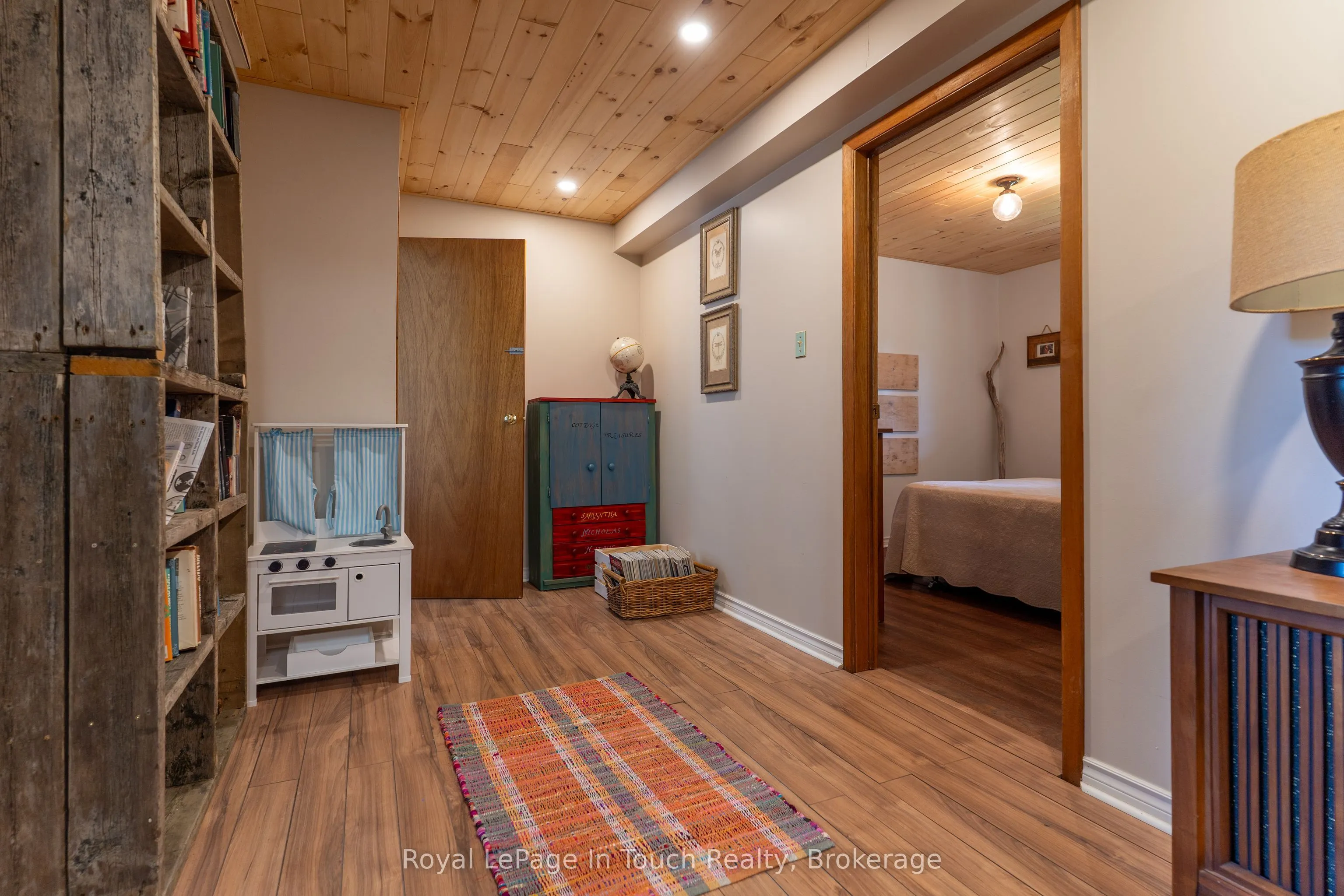 3098 Island 1040