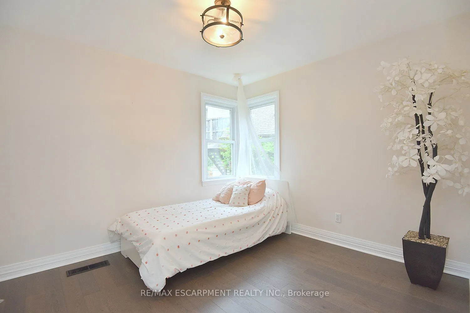 45 Dunkirk Avenue