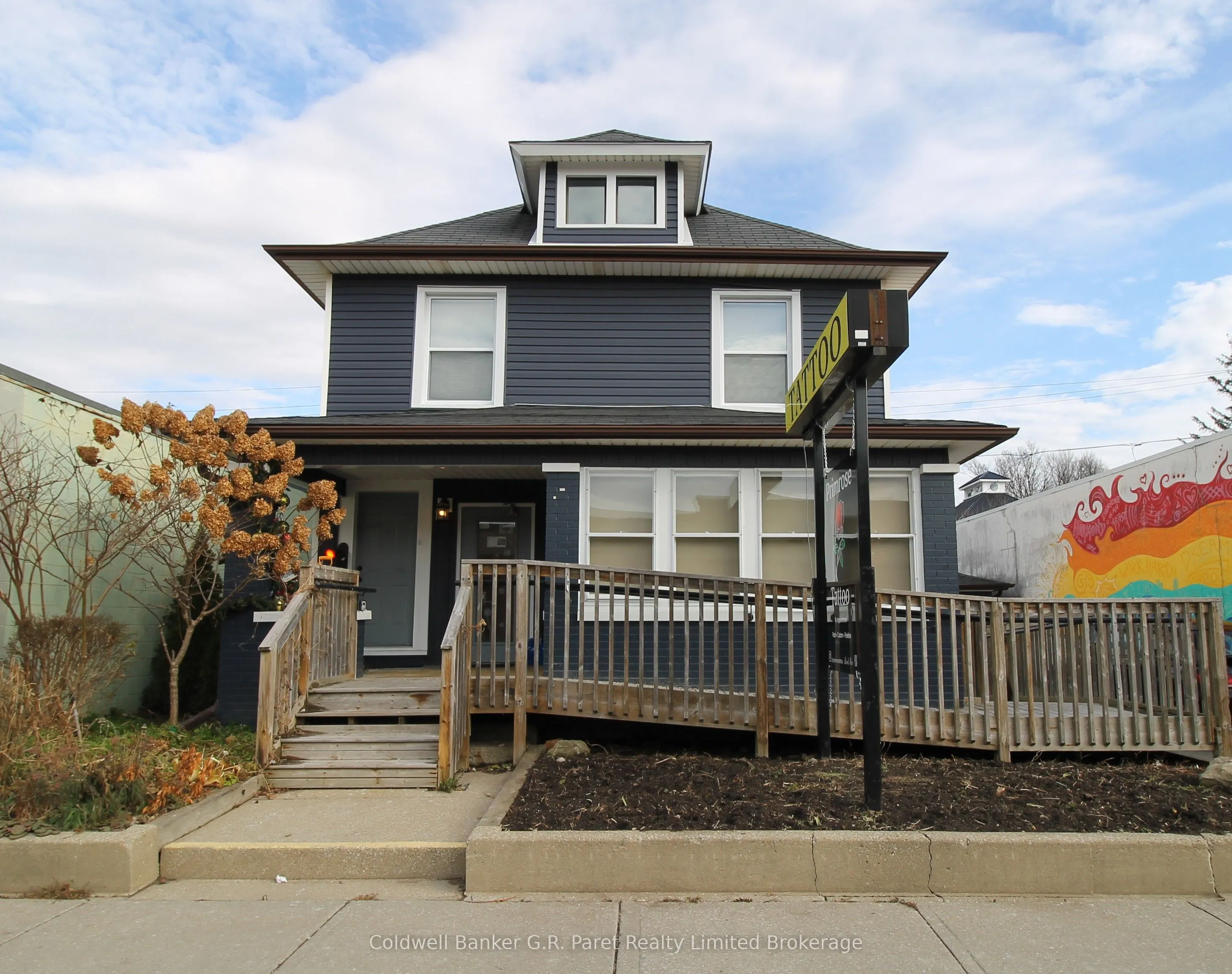 39 Norfolk Street N