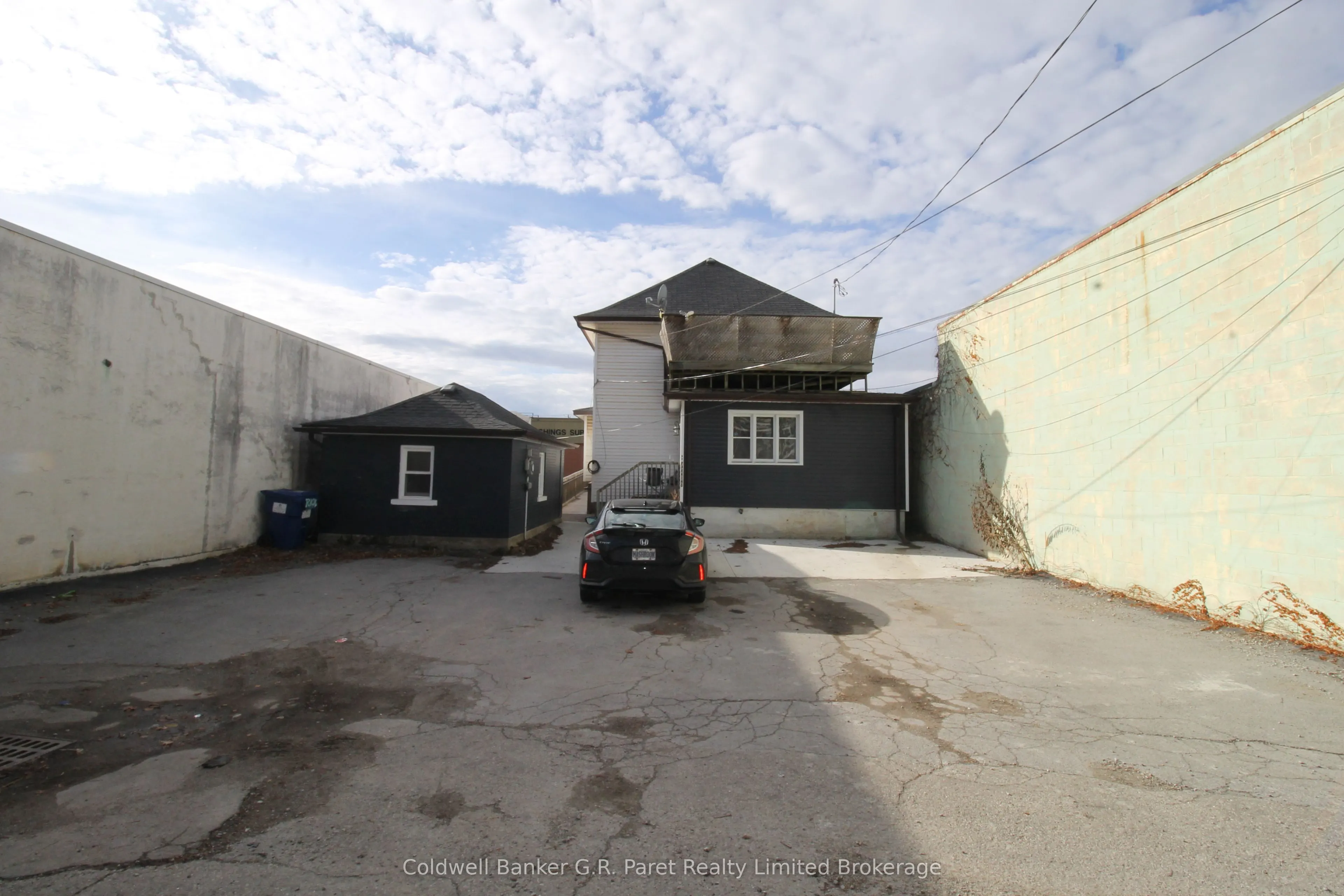 39 Norfolk Street N