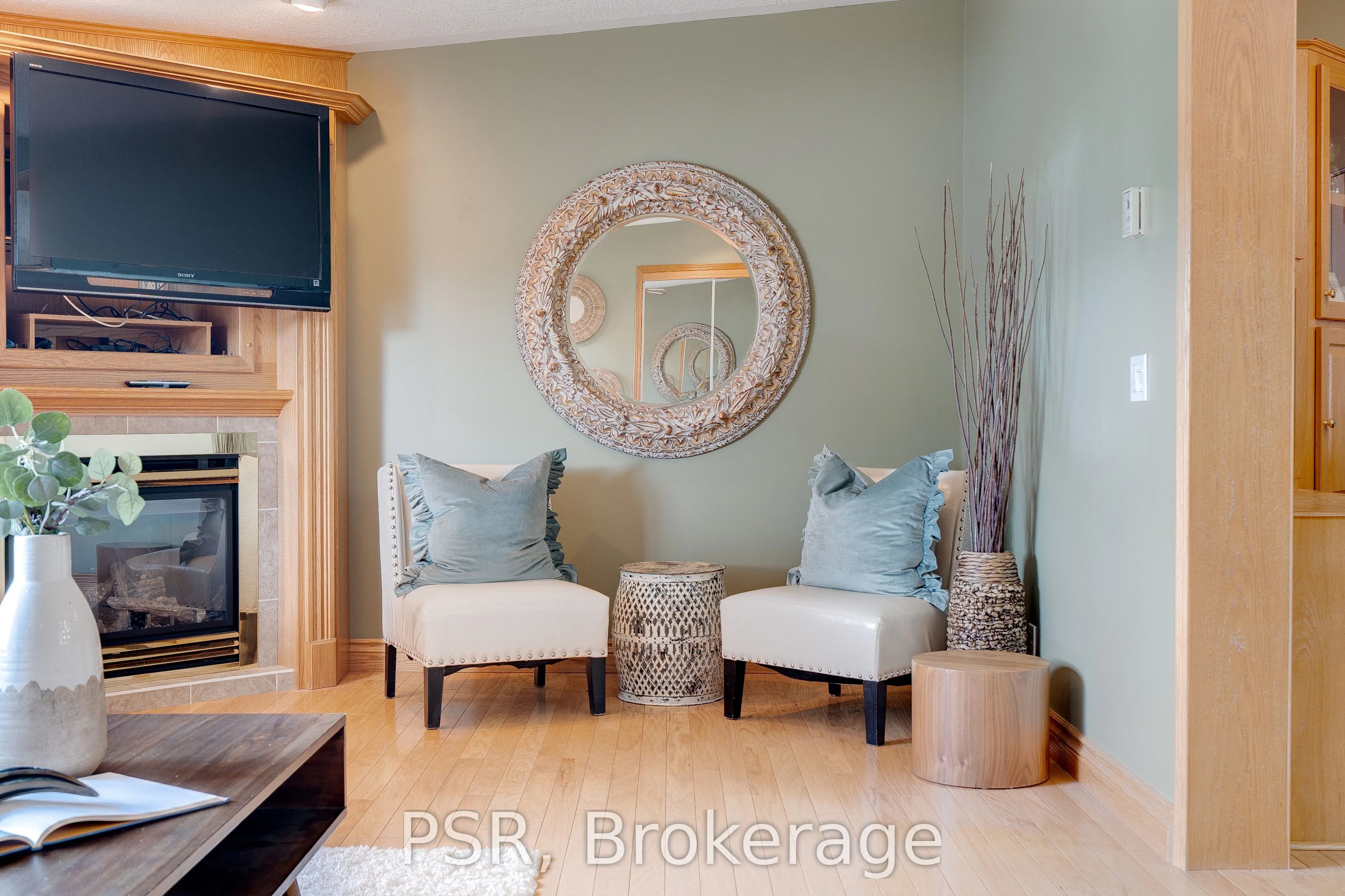 48 Lakeshore Drive