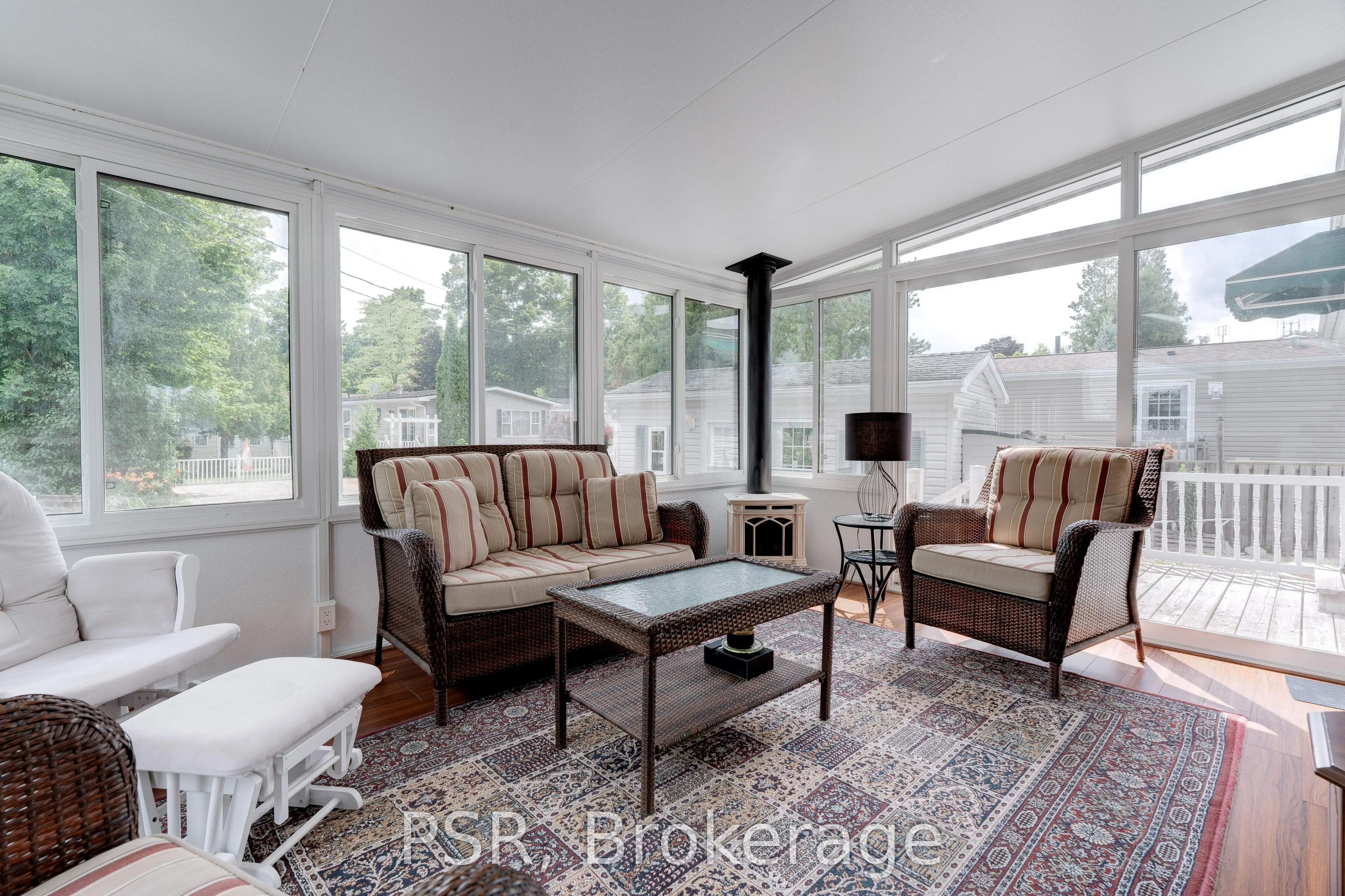 48 Lakeshore Drive