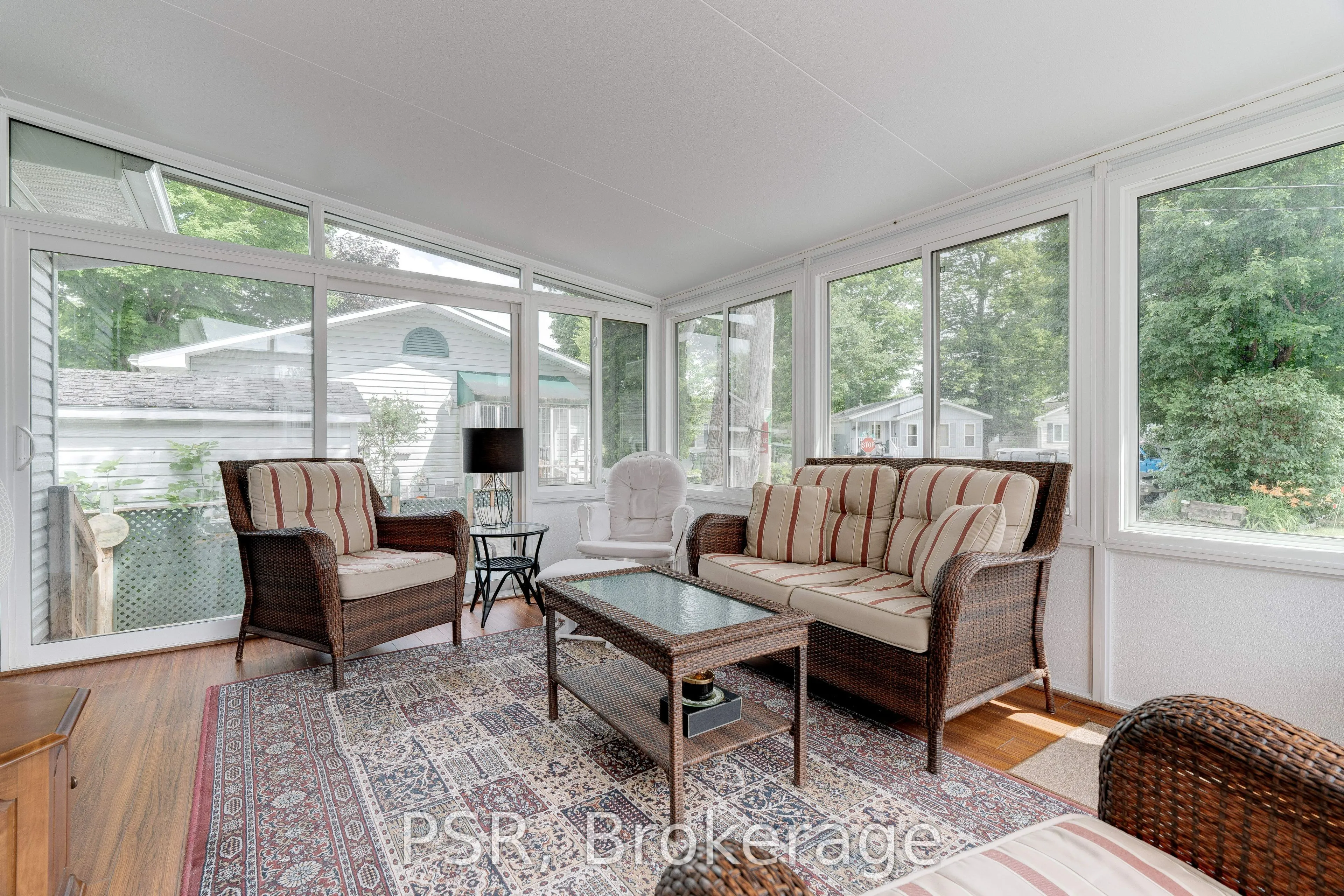 48 Lakeshore Drive