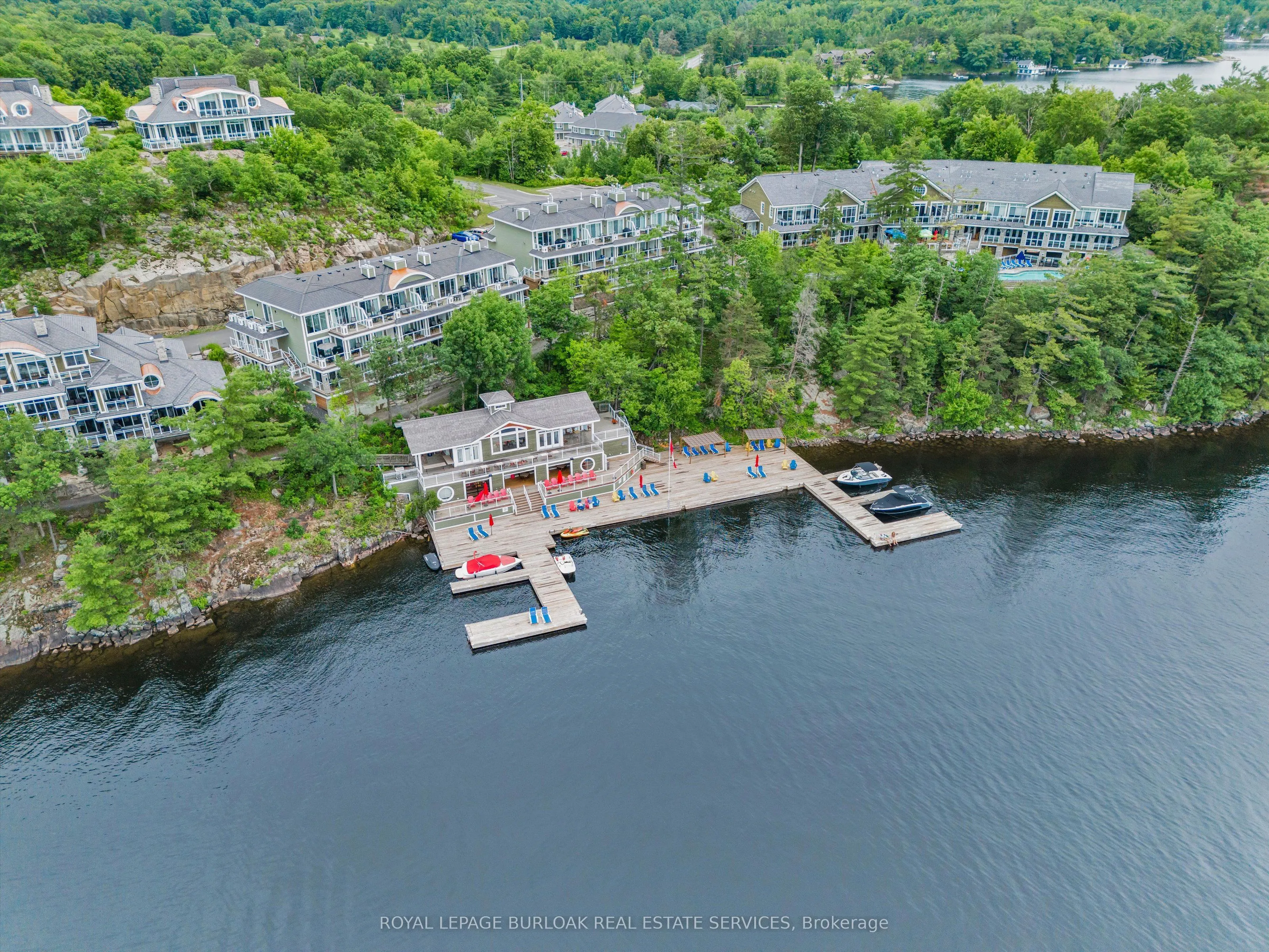 1869 Muskoka 118 Road W, #BTW -101