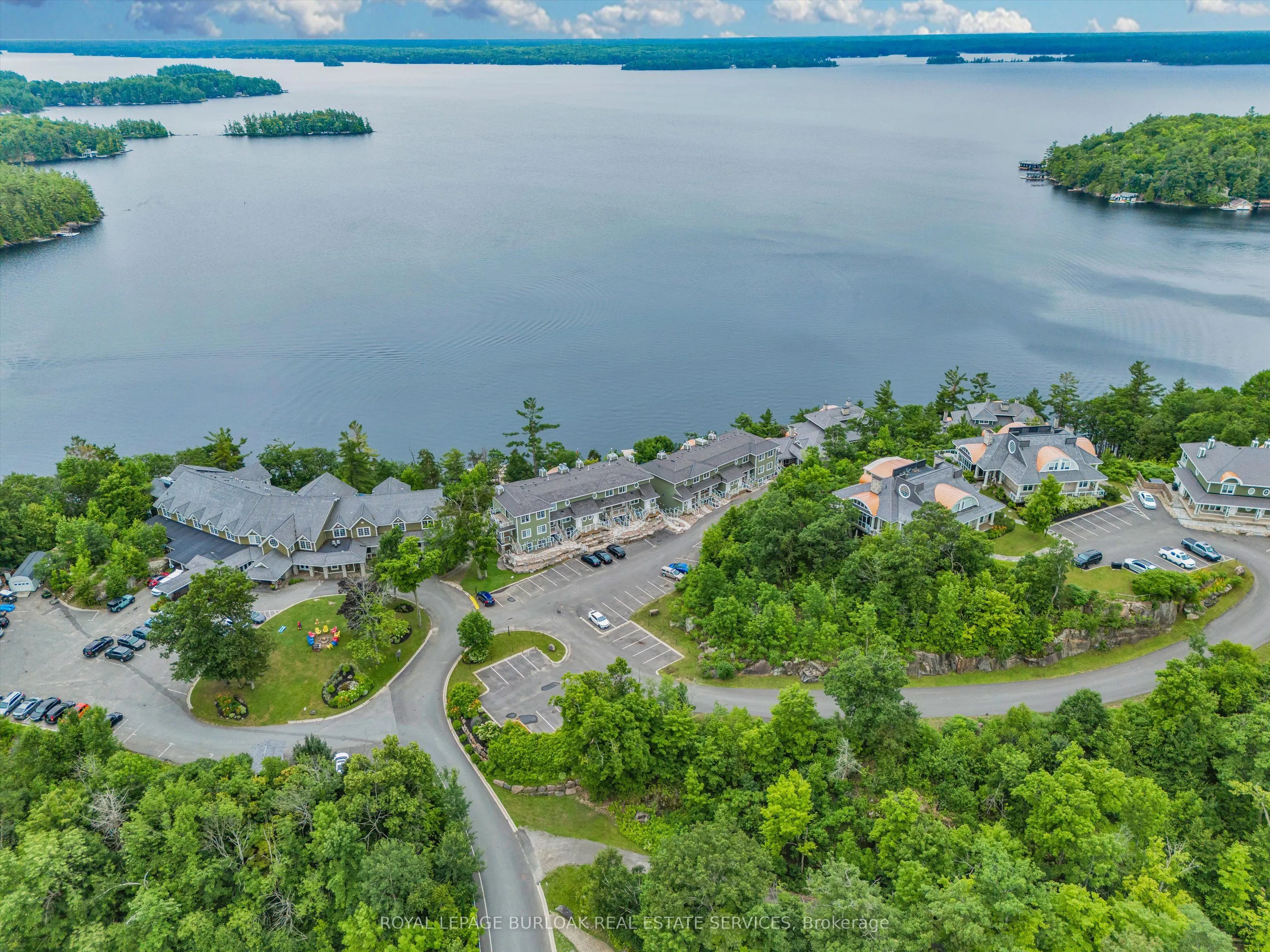 1869 Muskoka 118 Road W, #BTW -101