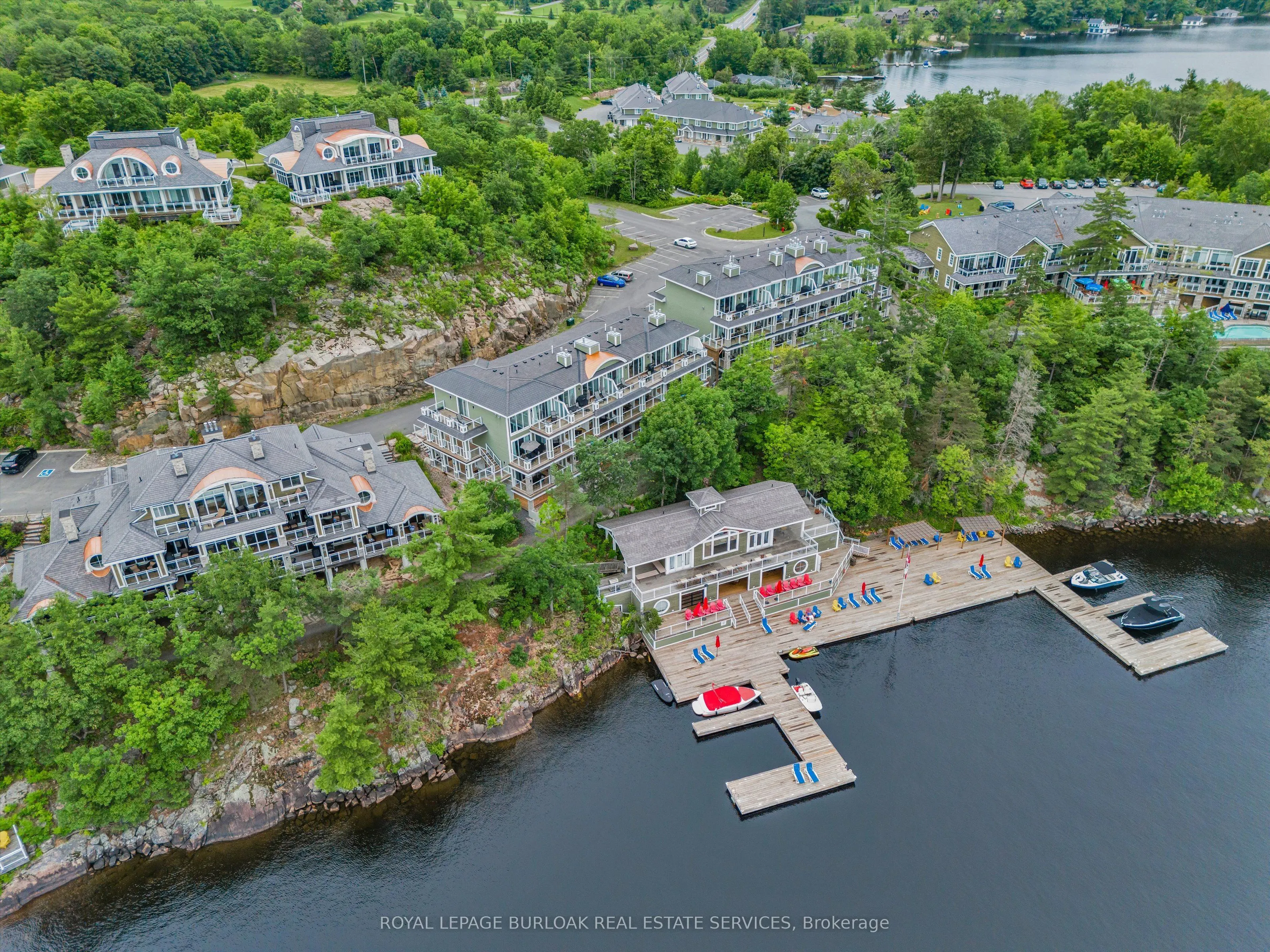 1869 Muskoka 118 Road W, #BTW -101