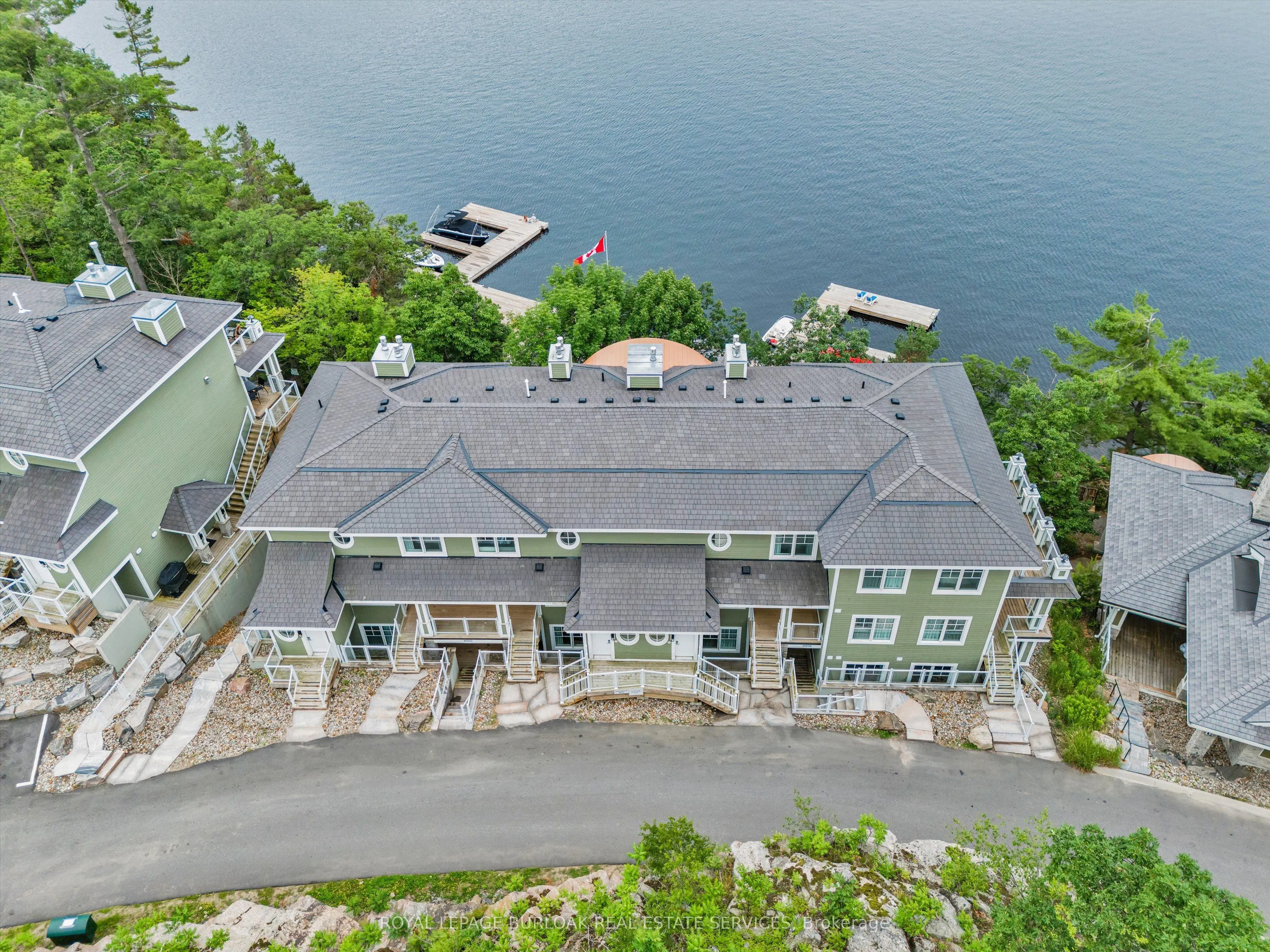 1869 Muskoka 118 Road W, #BTW -101