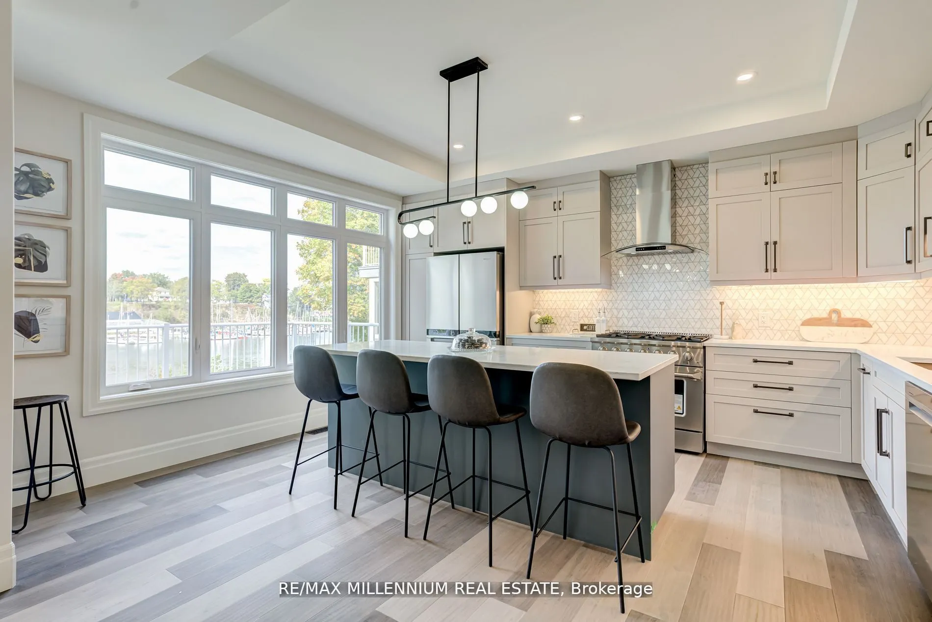 115 Villeneuve Drive