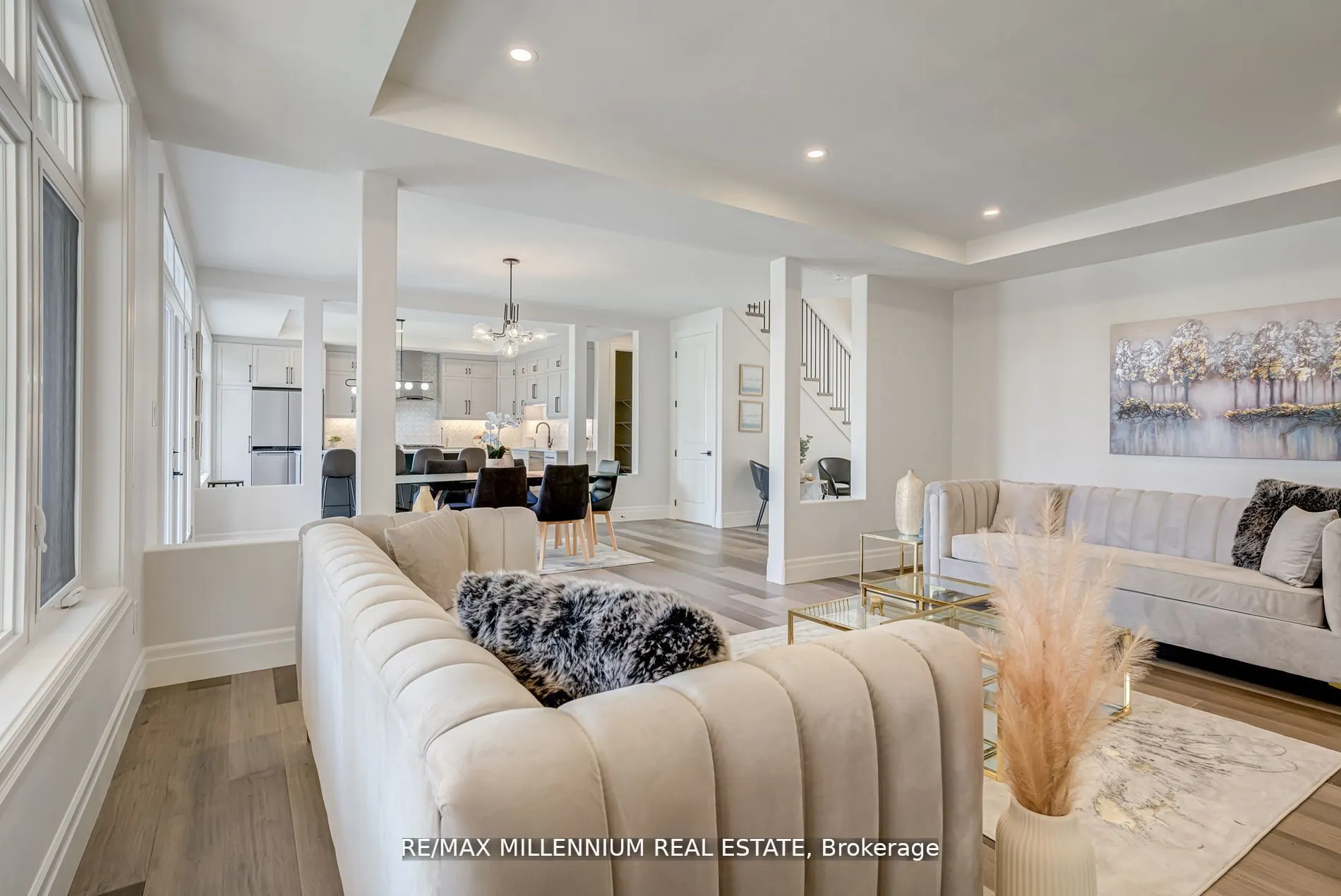 115 Villeneuve Drive