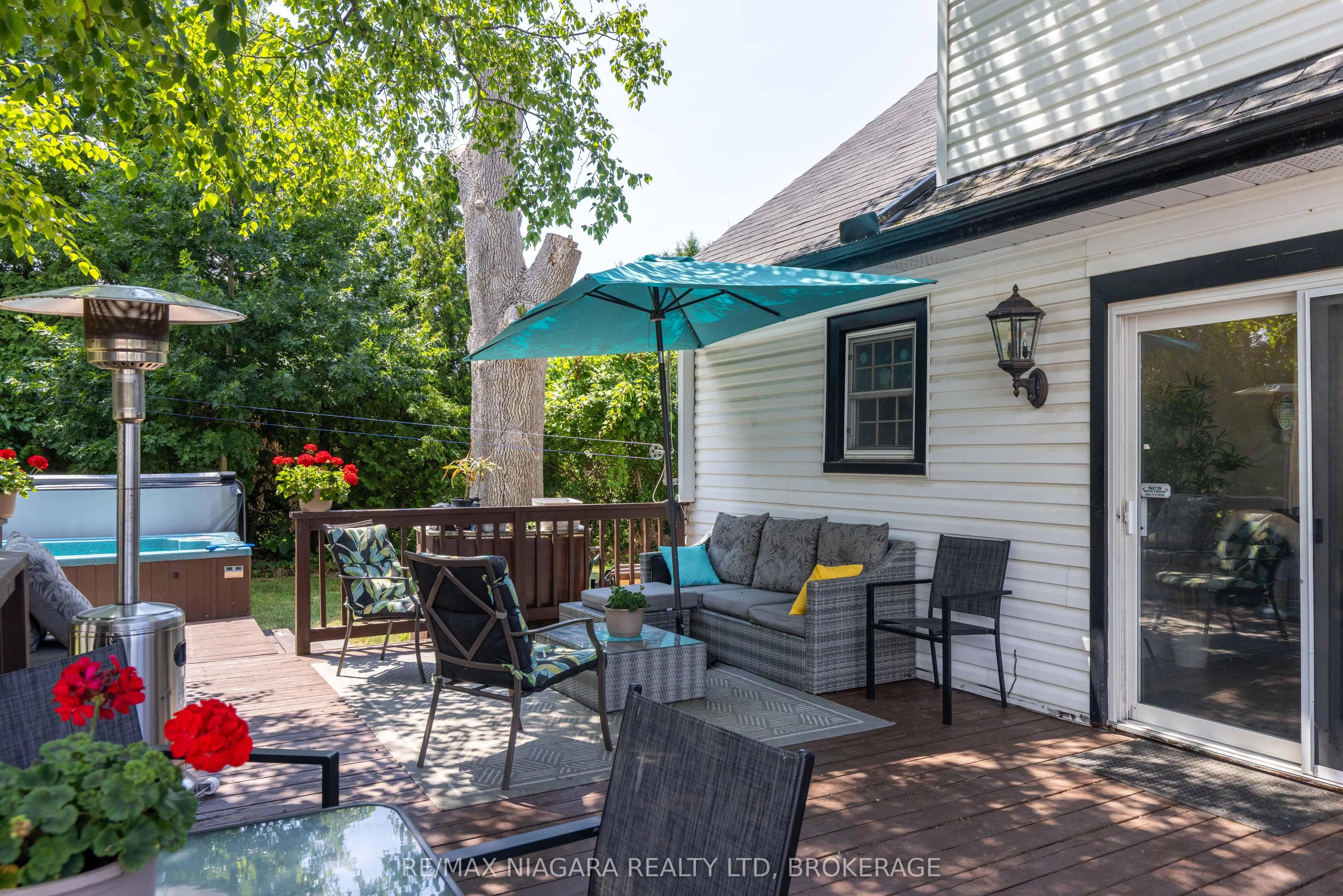 649 Lakeshore Road