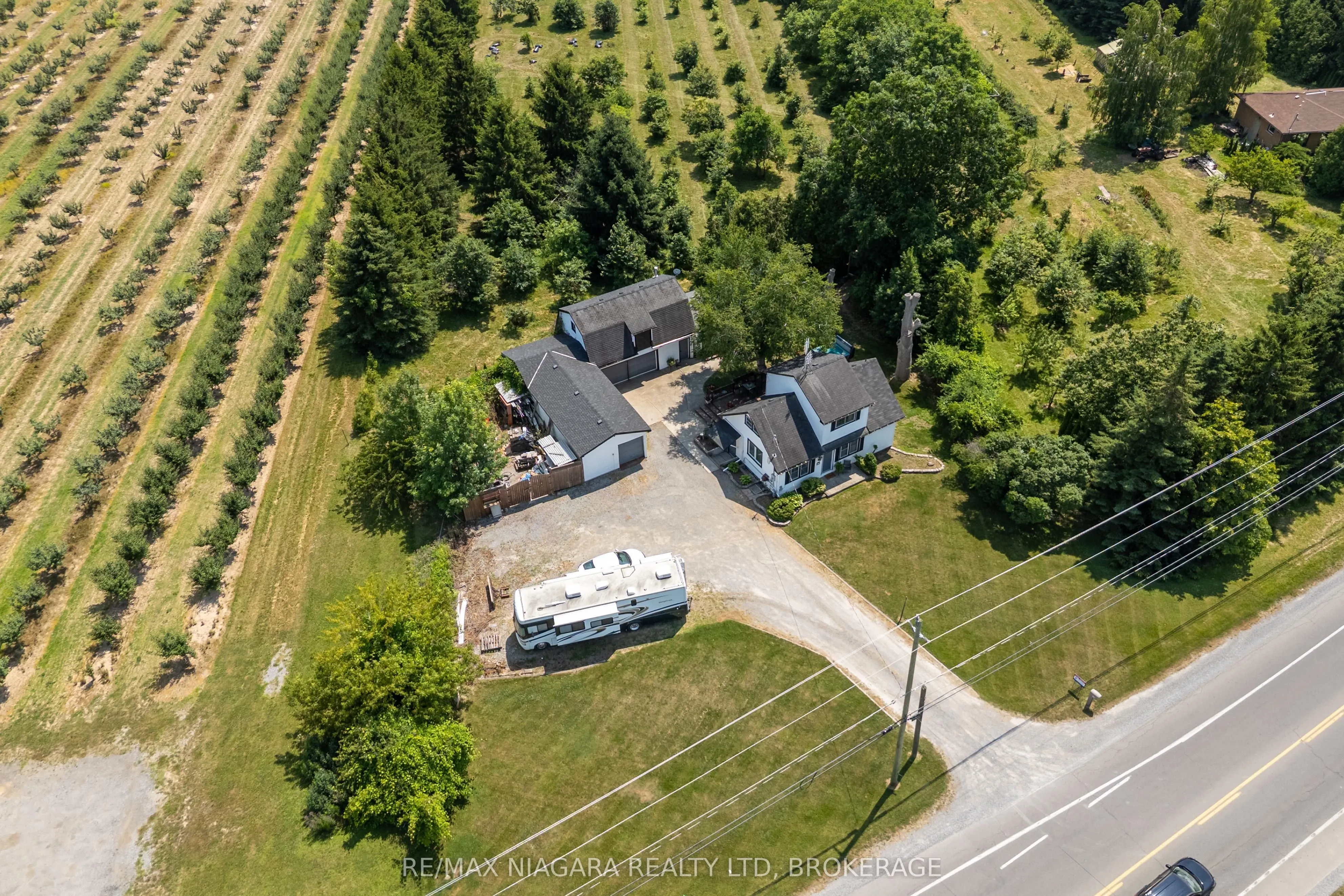 649 Lakeshore Road