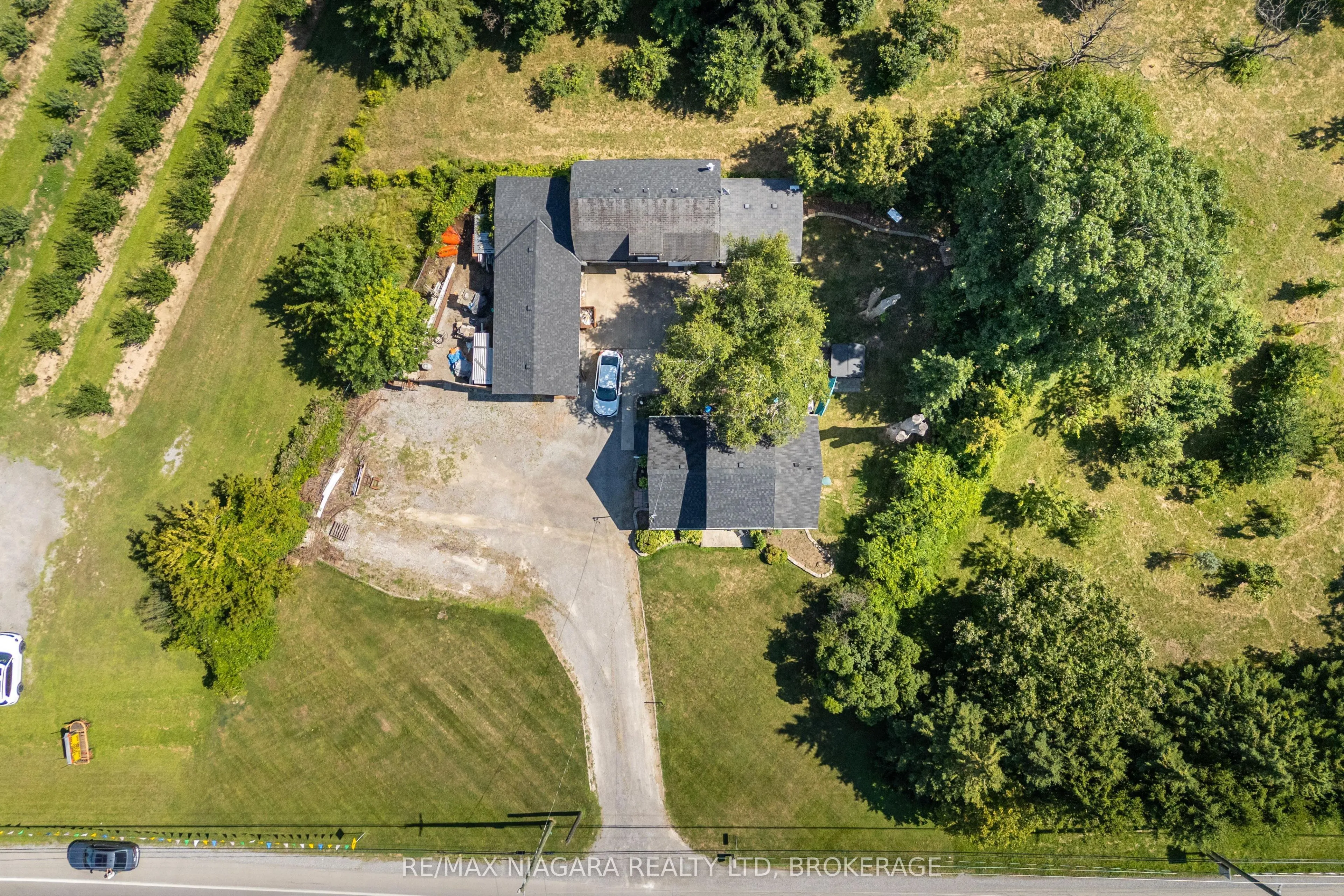 649 Lakeshore Road