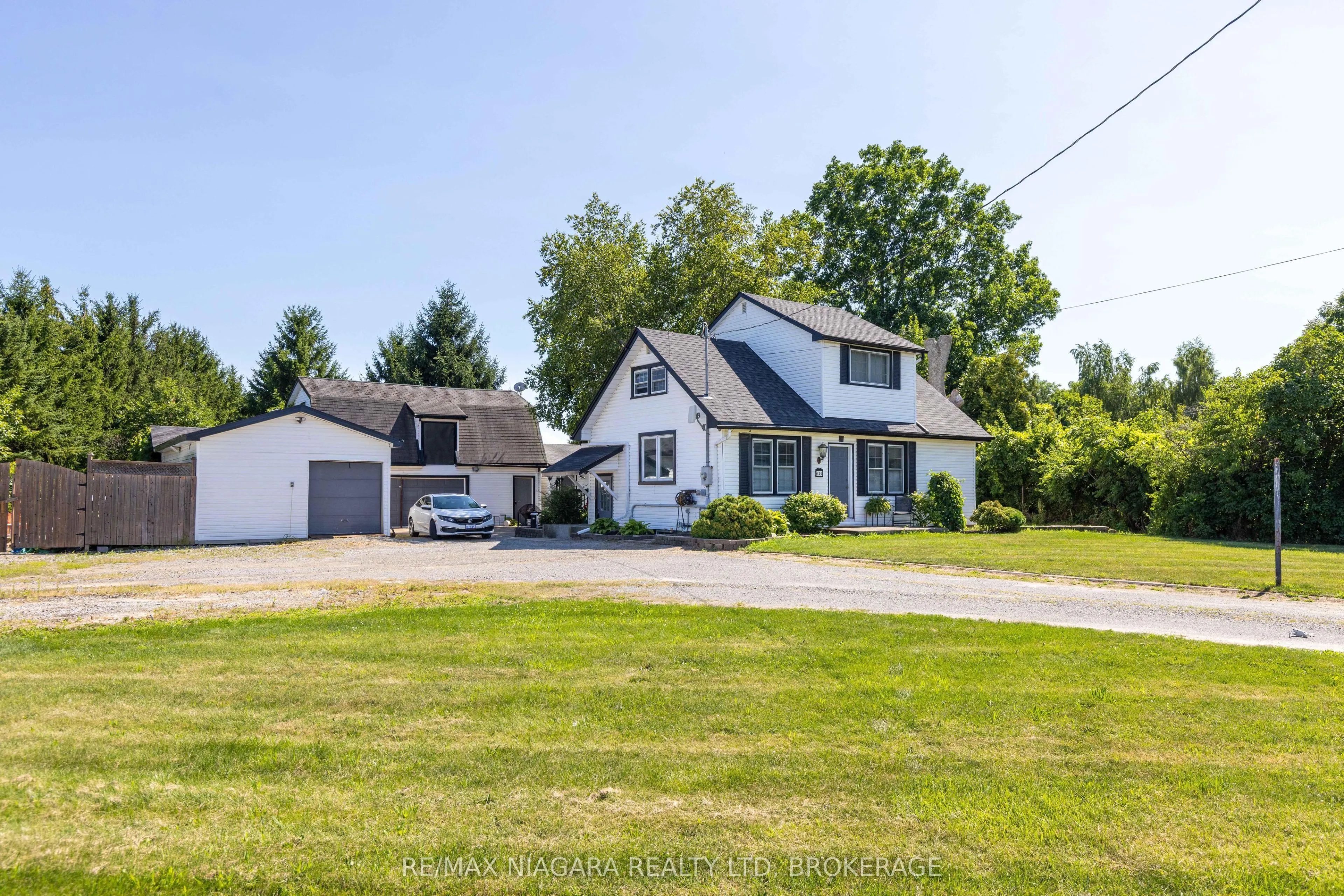 649 Lakeshore Road