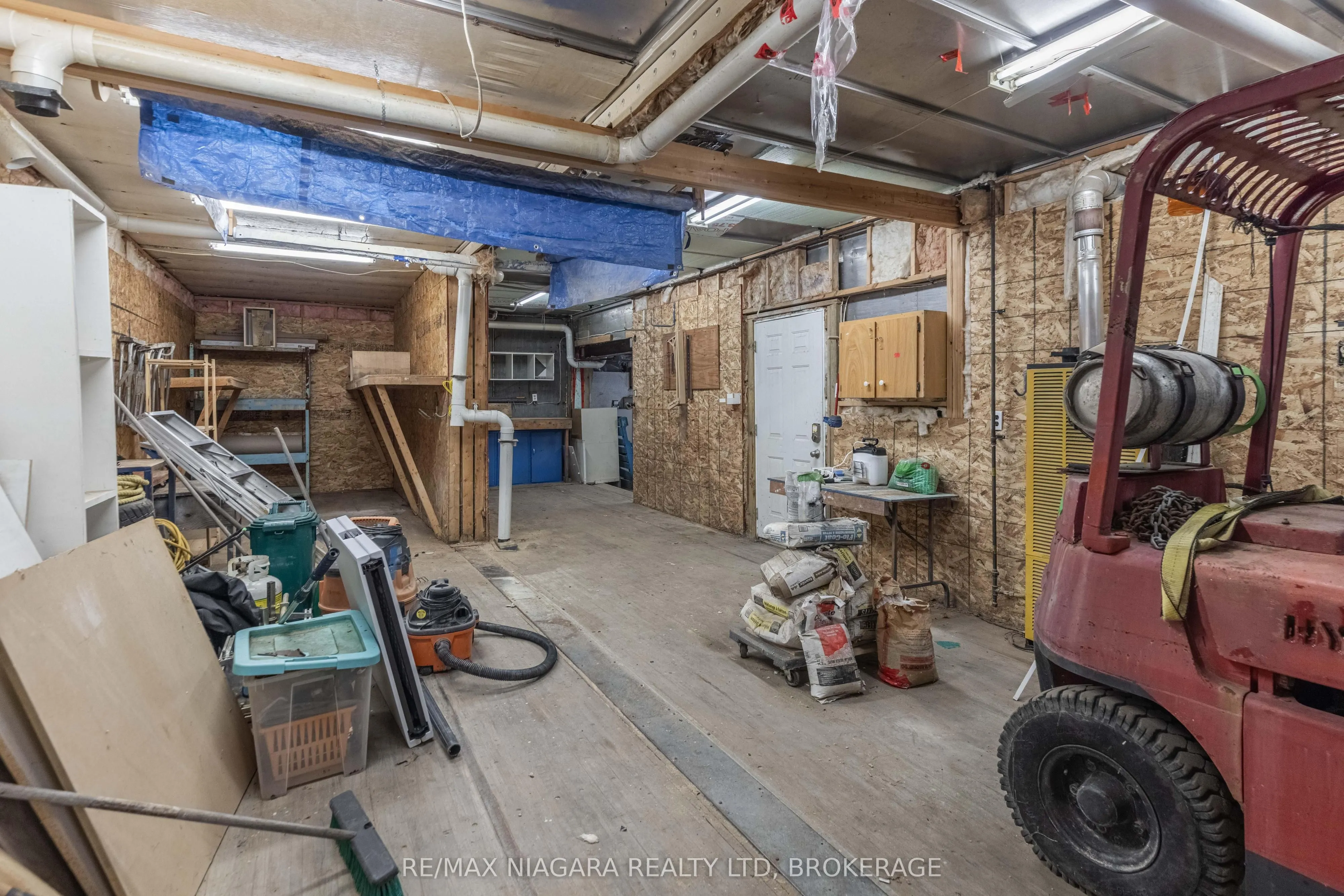 649 Lakeshore Road