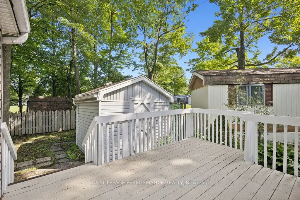 6583 Vista John Private