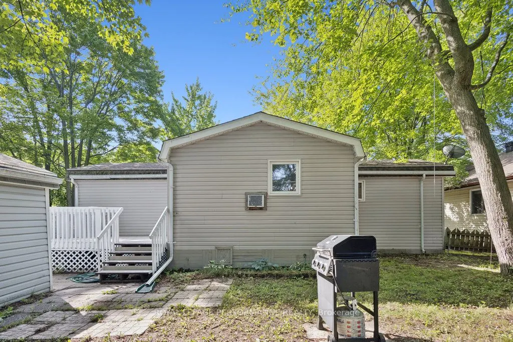 6583 Vista John Private