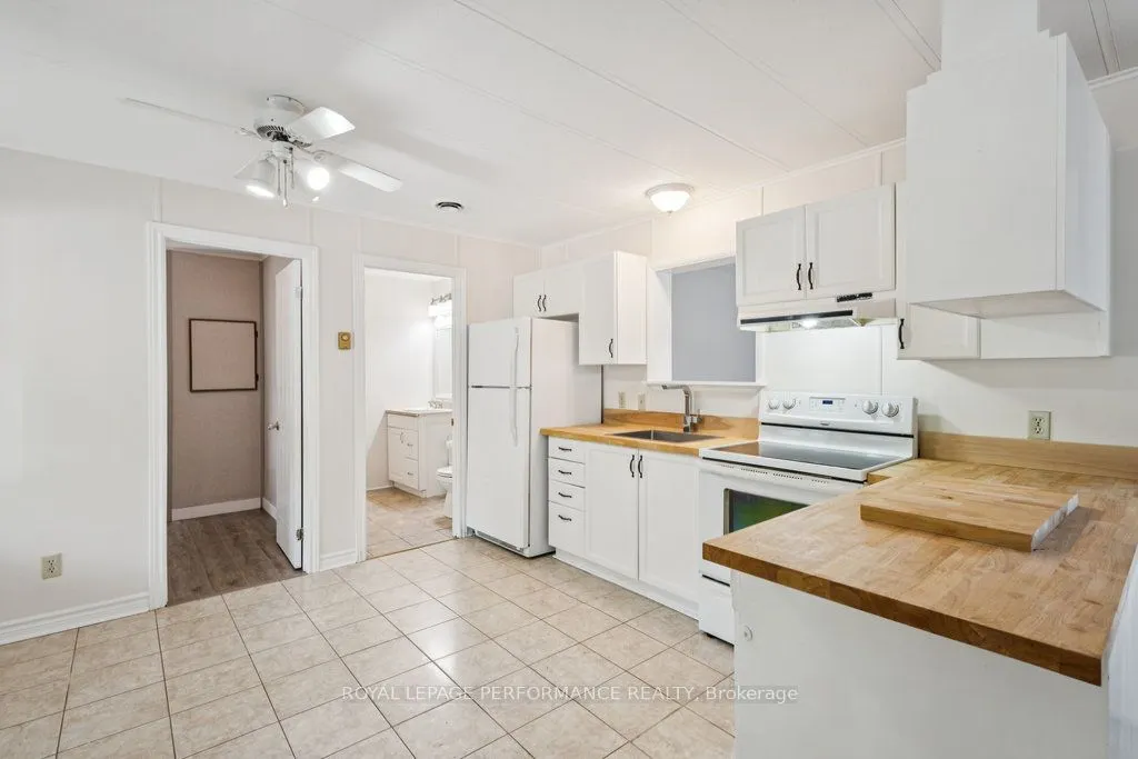 6583 Vista John Private