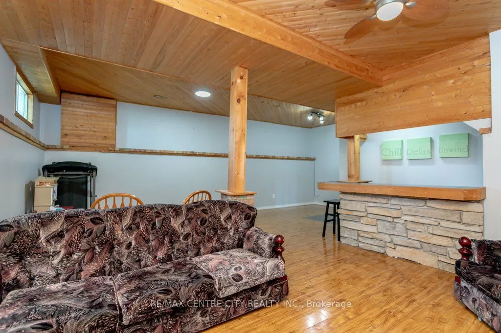 55 Melanie Drive E