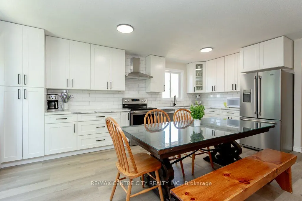 55 Melanie Drive E