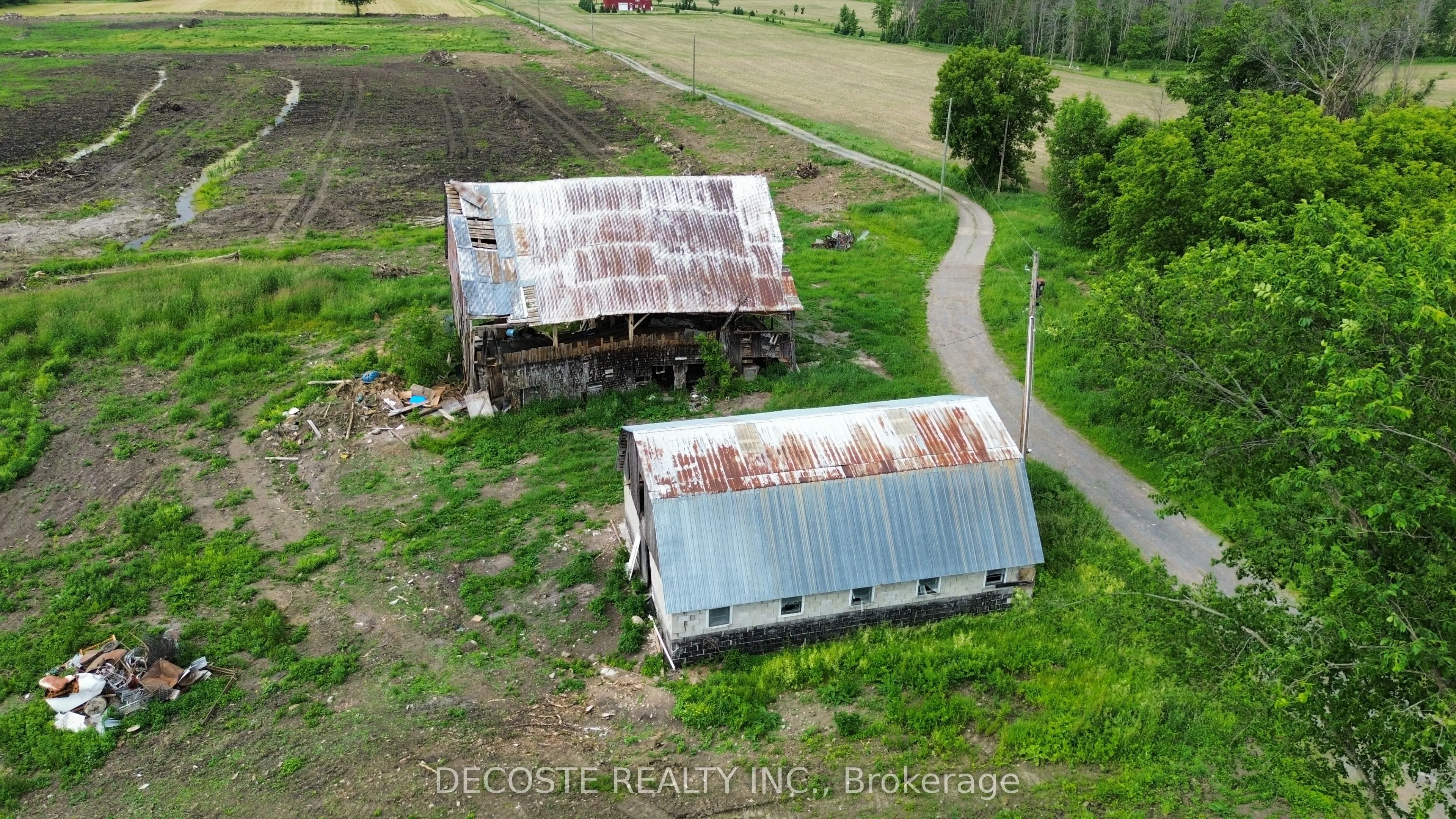 20800 Lochiel Road