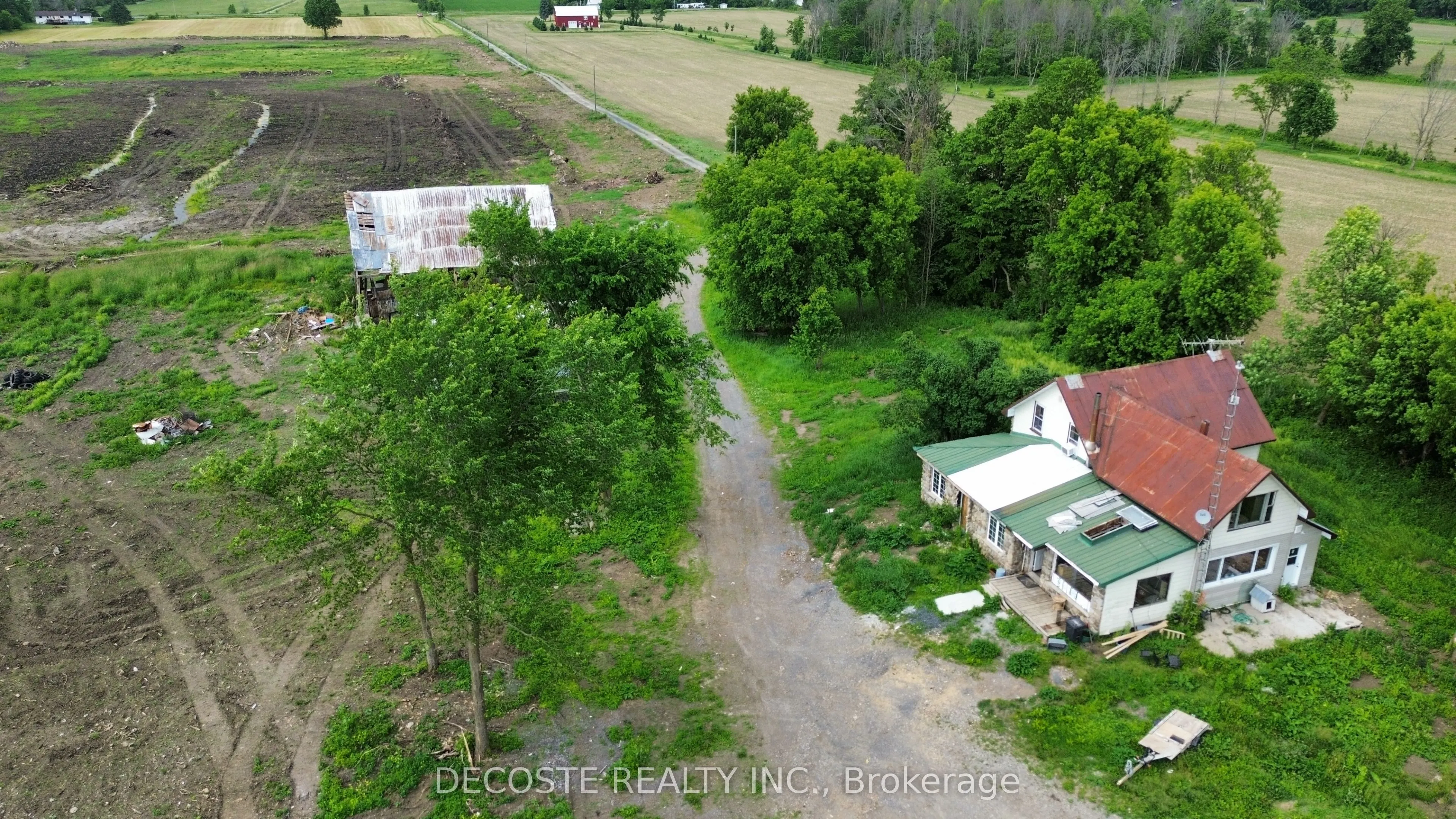 20800 Lochiel Road