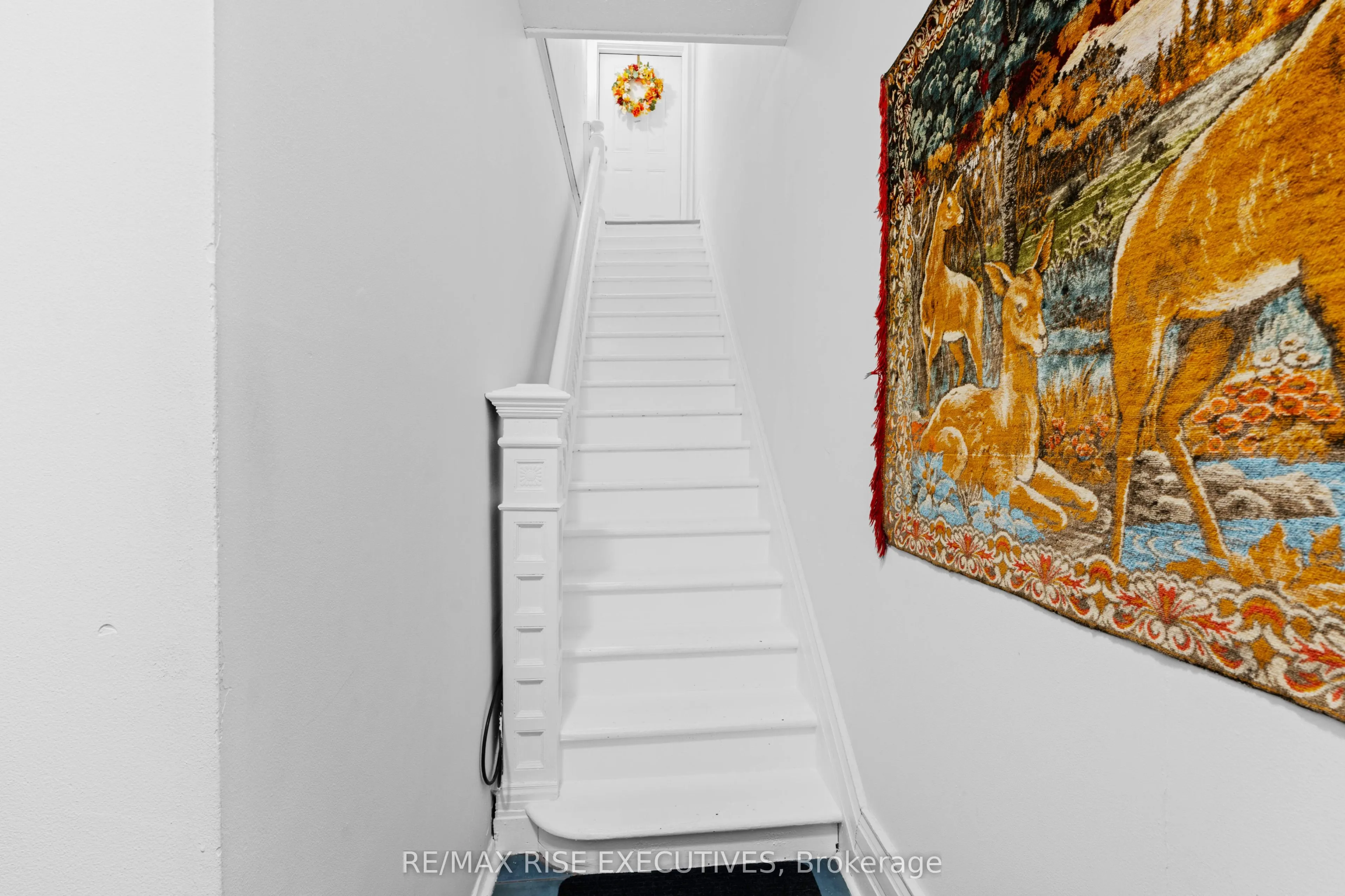 73 King Street E