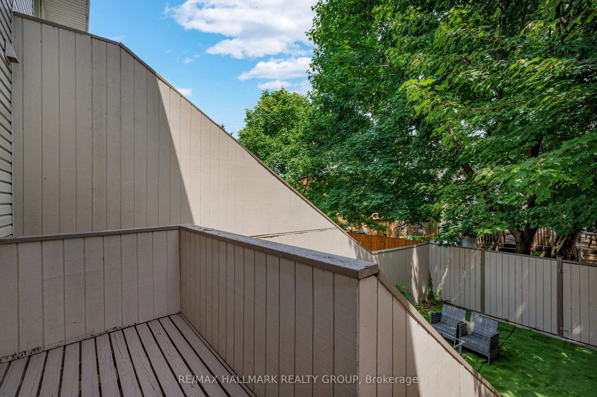 213 BOOTH Street