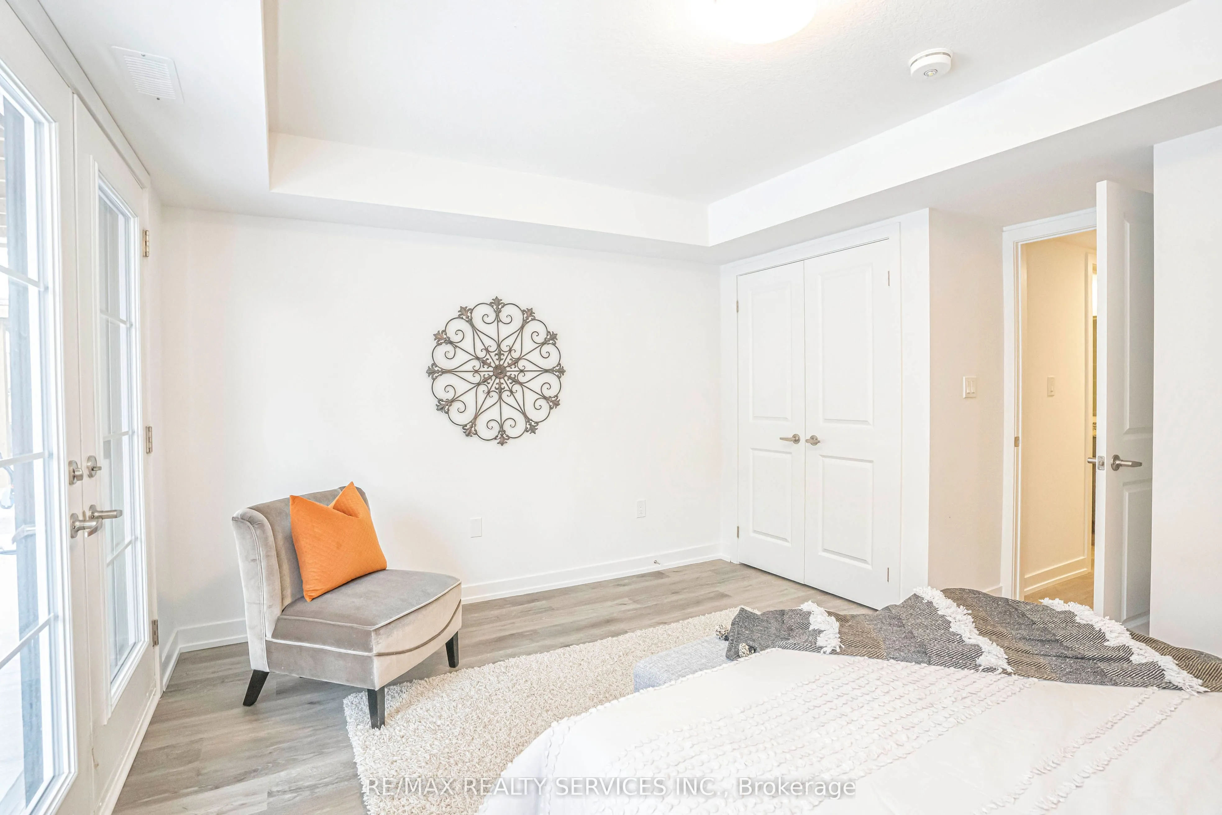 205 West Oak Trail, #32