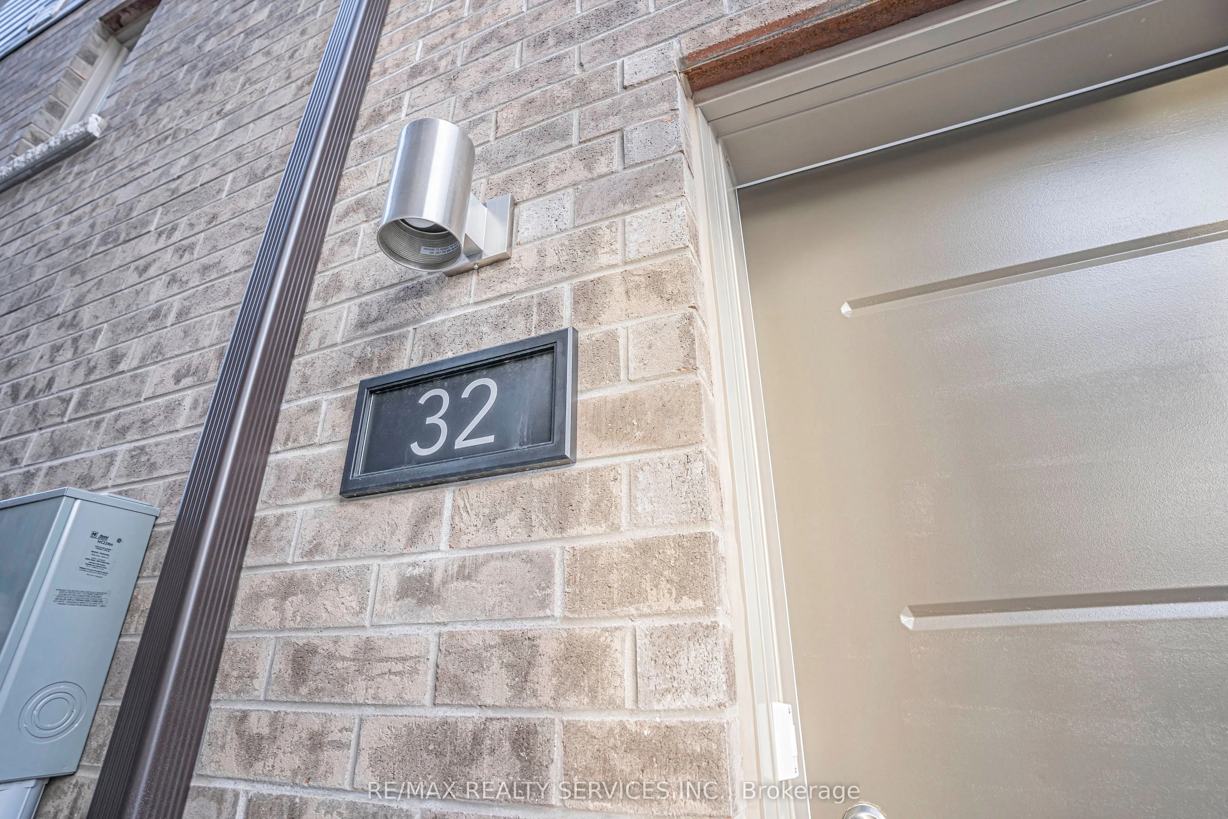 205 West Oak Trail, #32