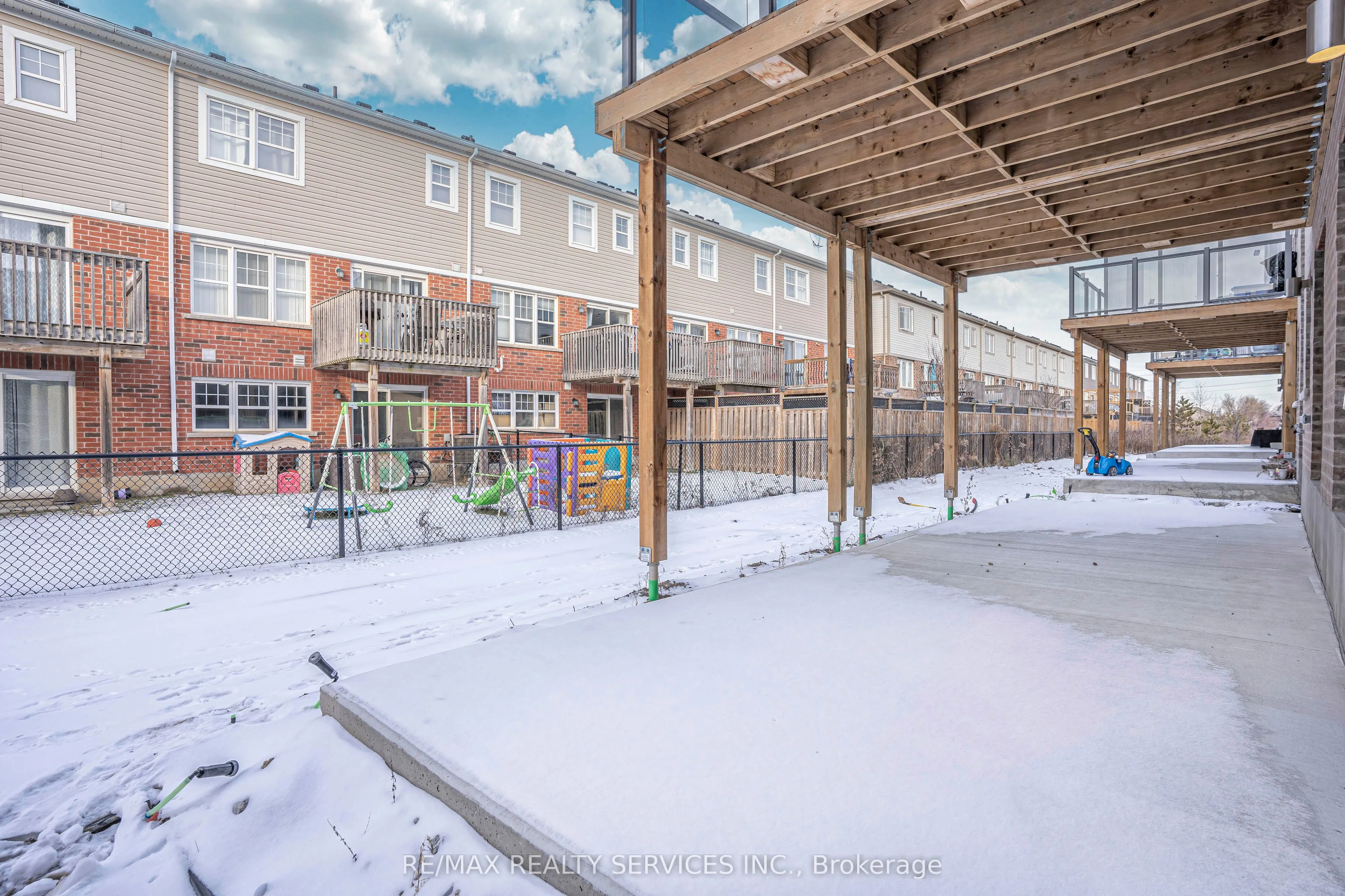 205 West Oak Trail, #32