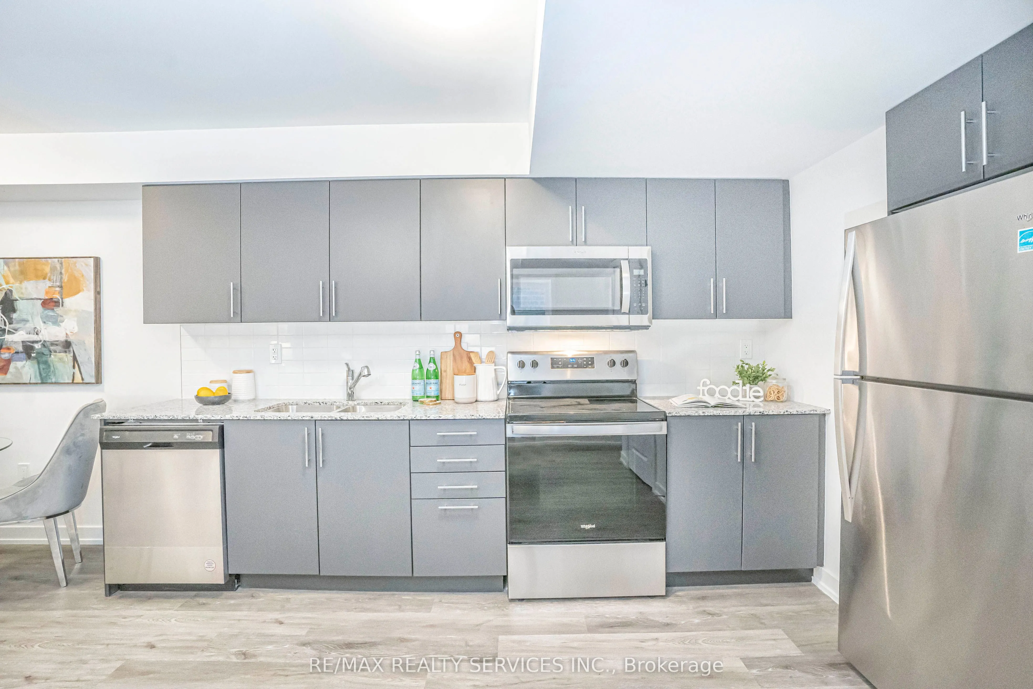 205 West Oak Trail, #32
