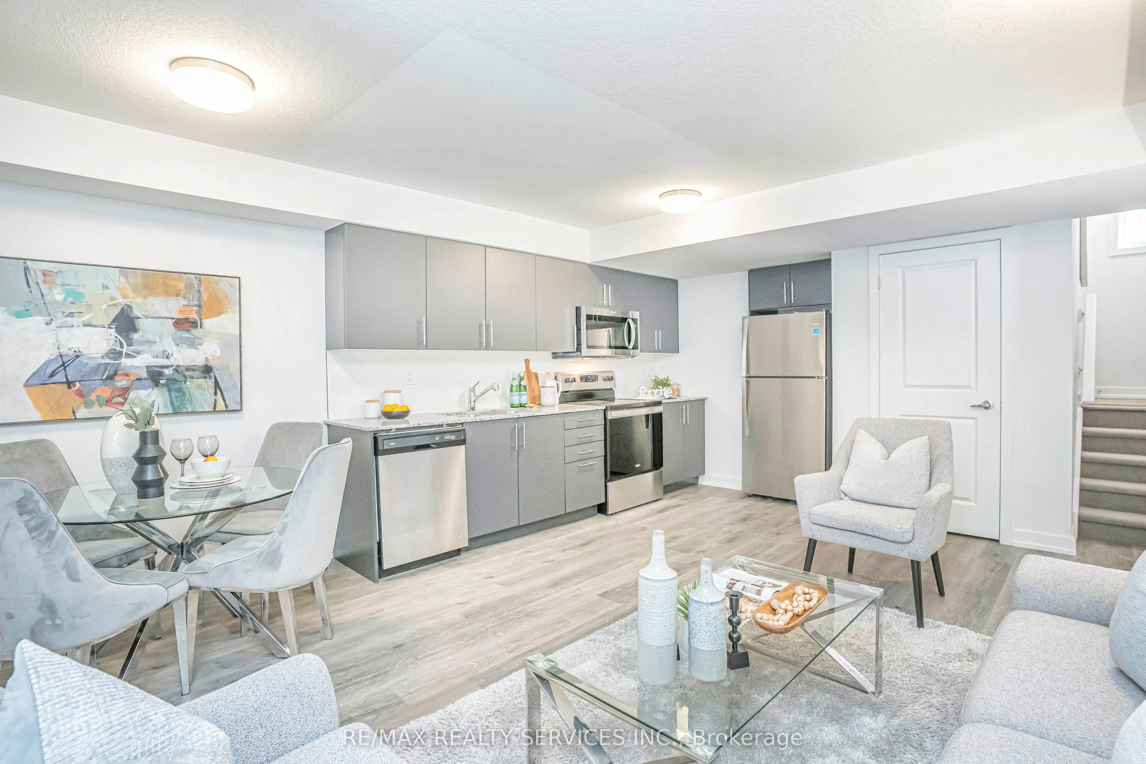 205 West Oak Trail, #32