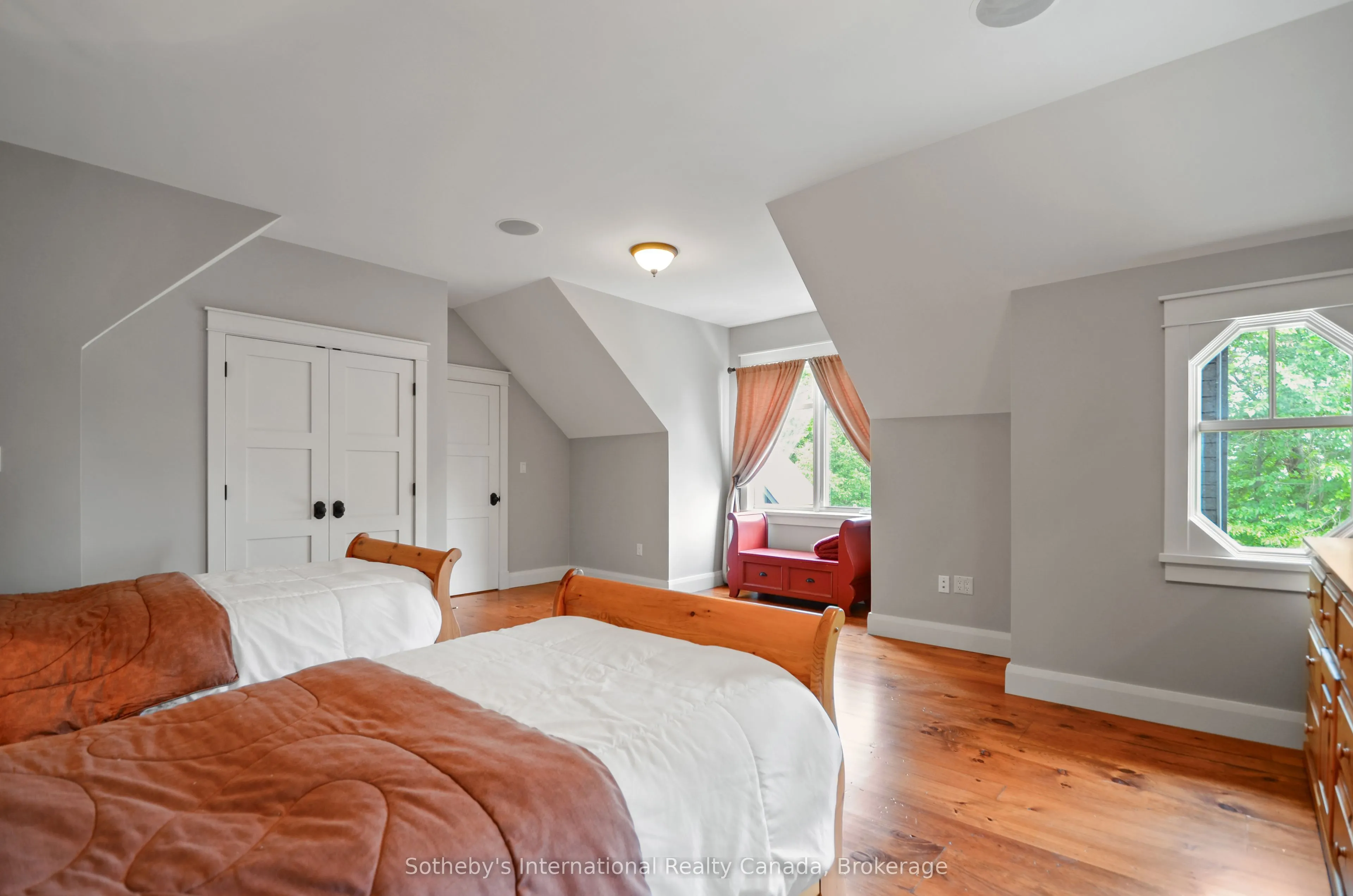 108 Hemlock Court