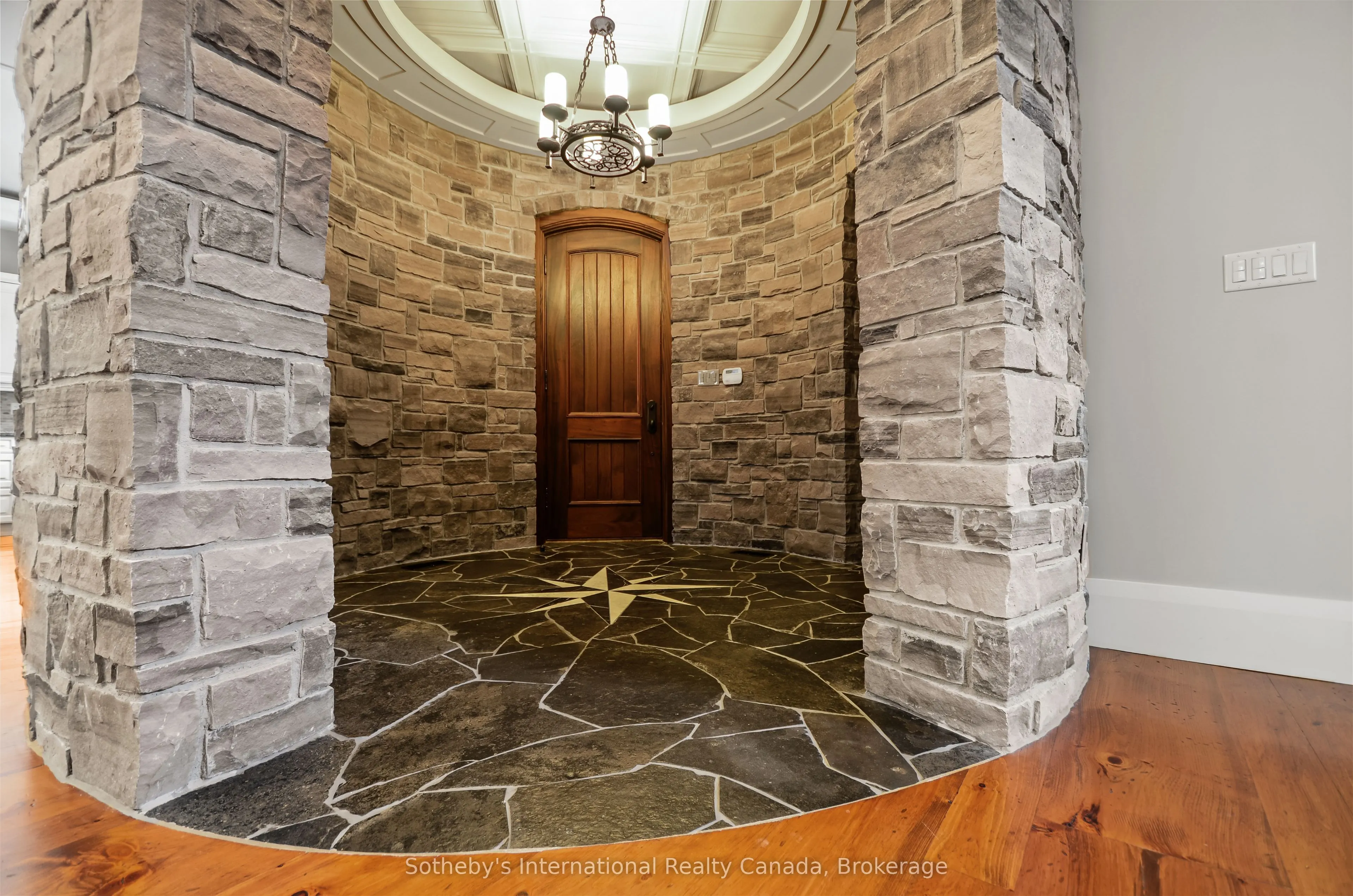 108 Hemlock Court
