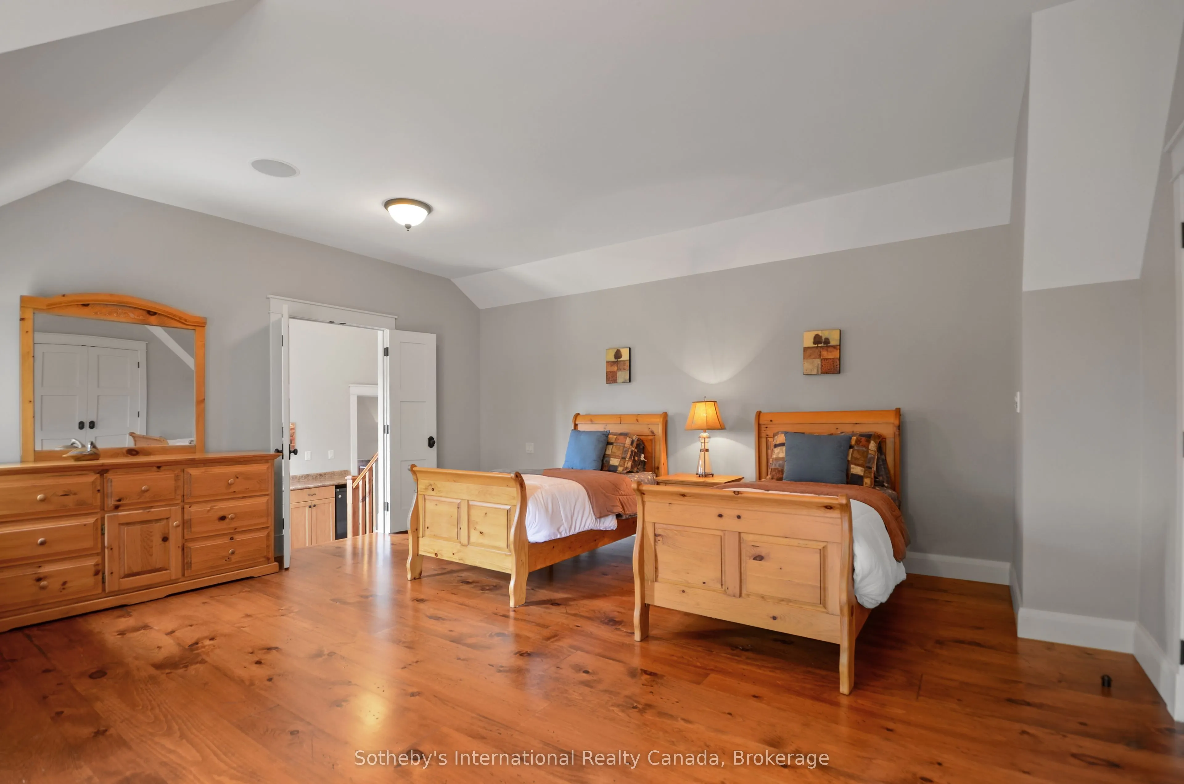 108 Hemlock Court