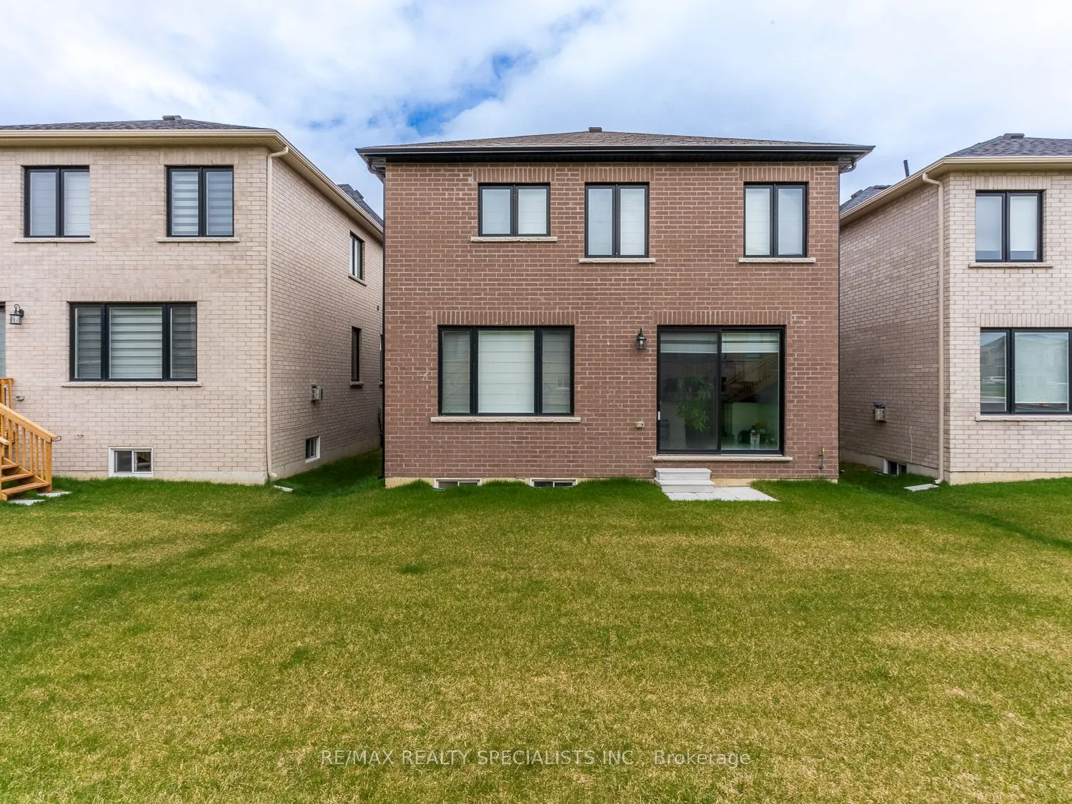 972 Sobeski Avenue
