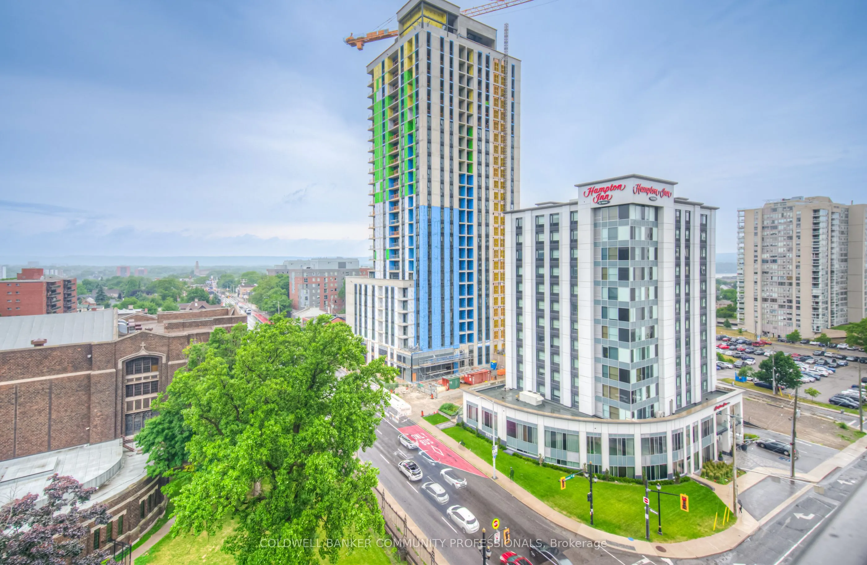 15 Queen Street S, #905