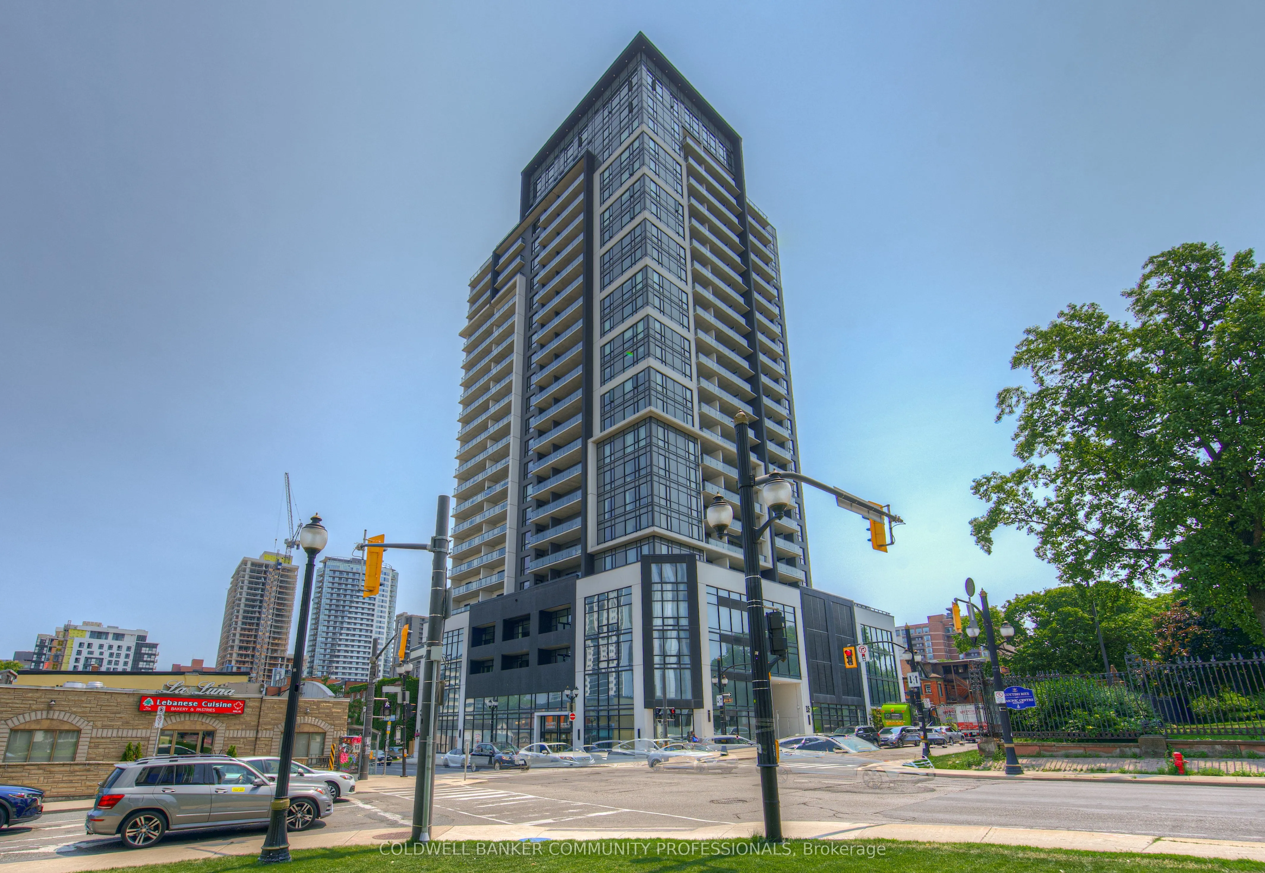 15 Queen Street S, #905