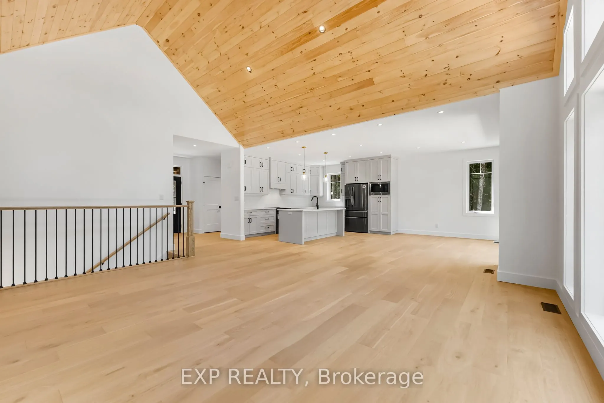 747 Lakewoods Drive