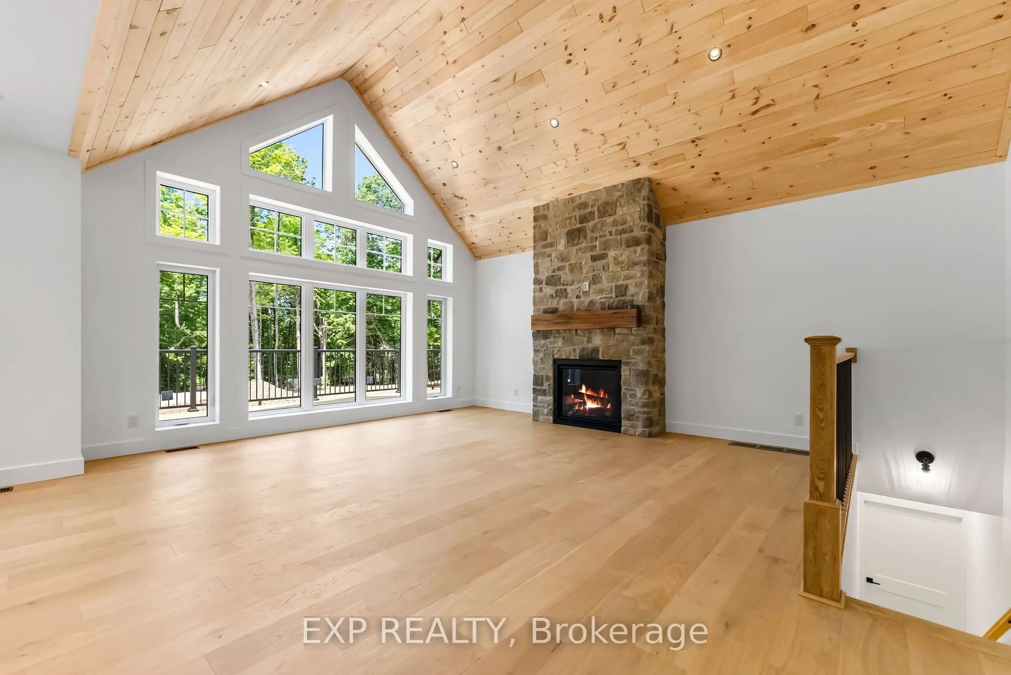 747 Lakewoods Drive