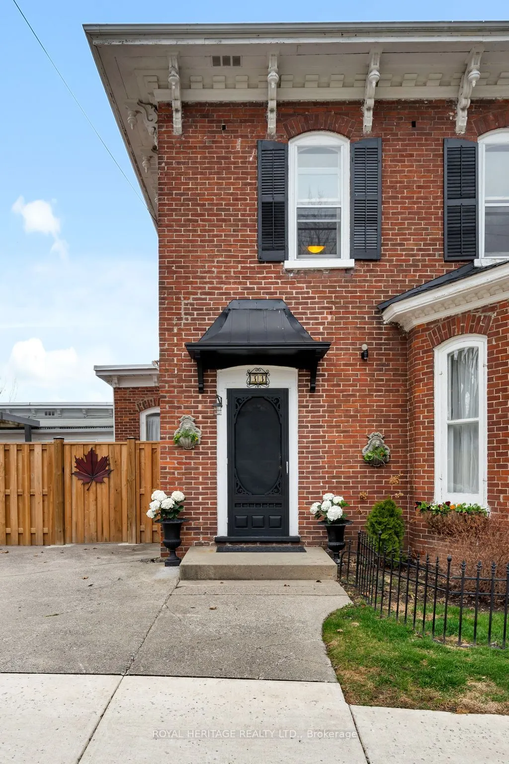 33 Kingsley Avenue