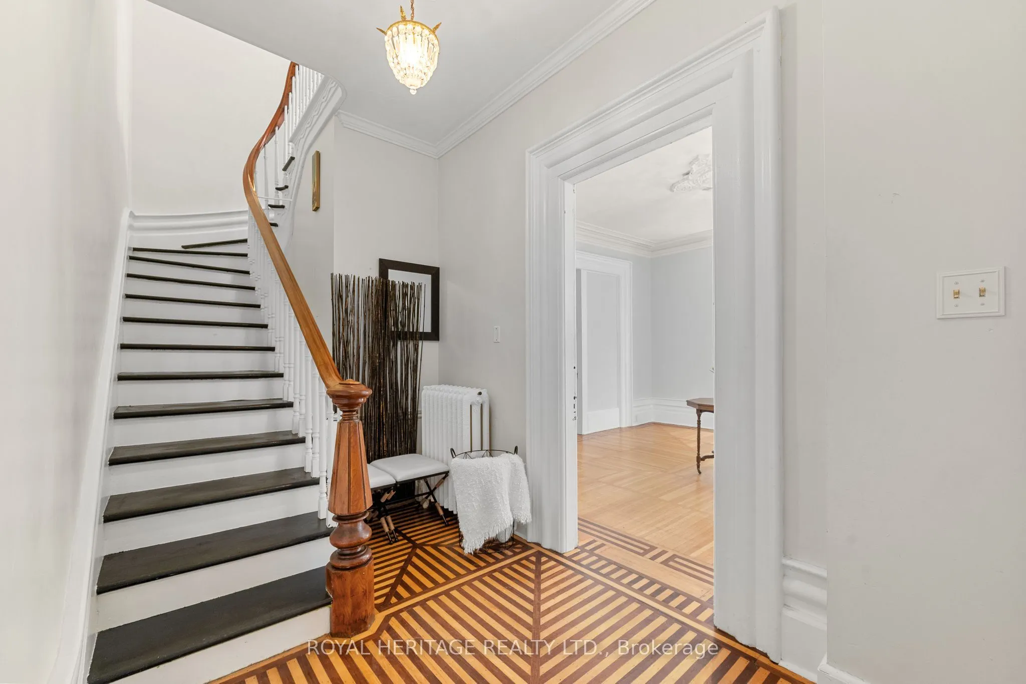 33 Kingsley Avenue