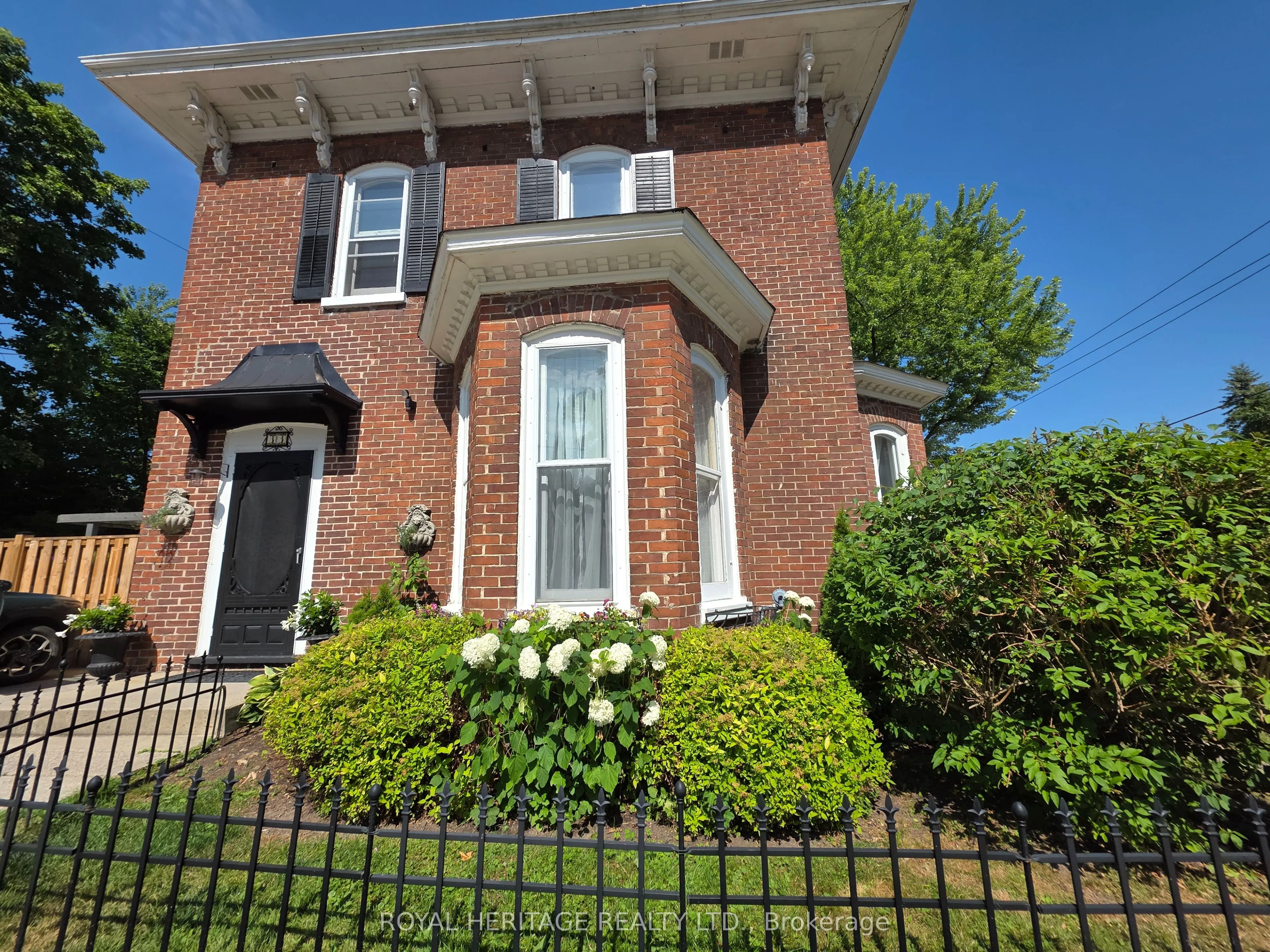 33 Kingsley Avenue