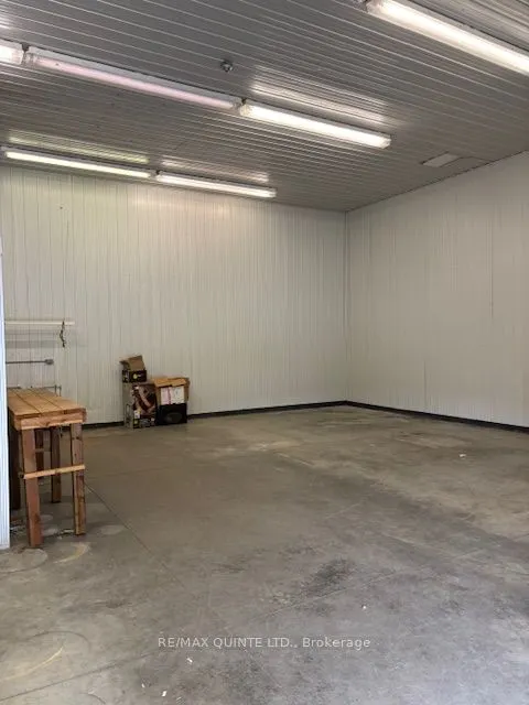 911-913 County Road 13